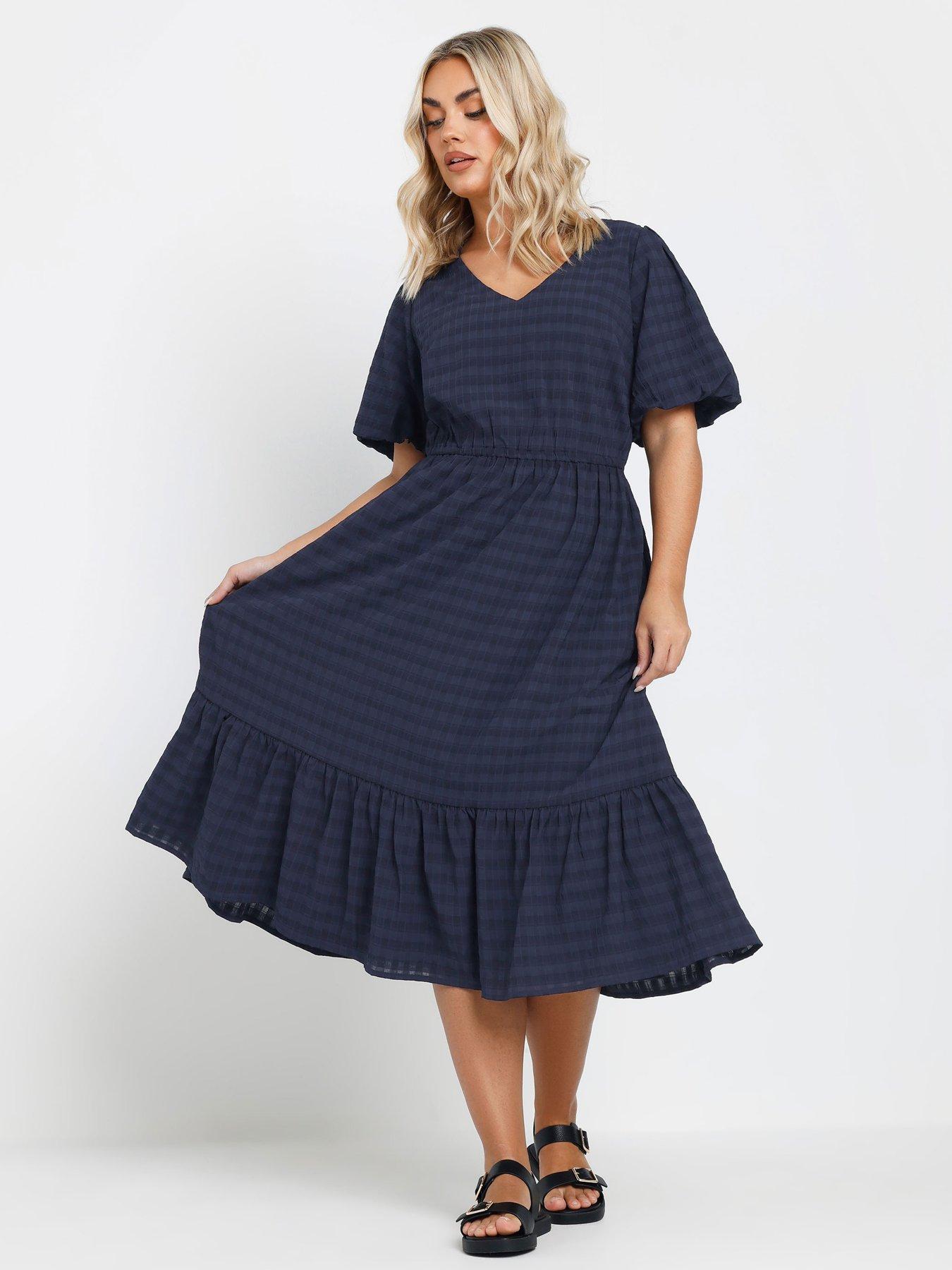 Image 1 of 4 of Yours Curve Textured Tiered Dress - Blue