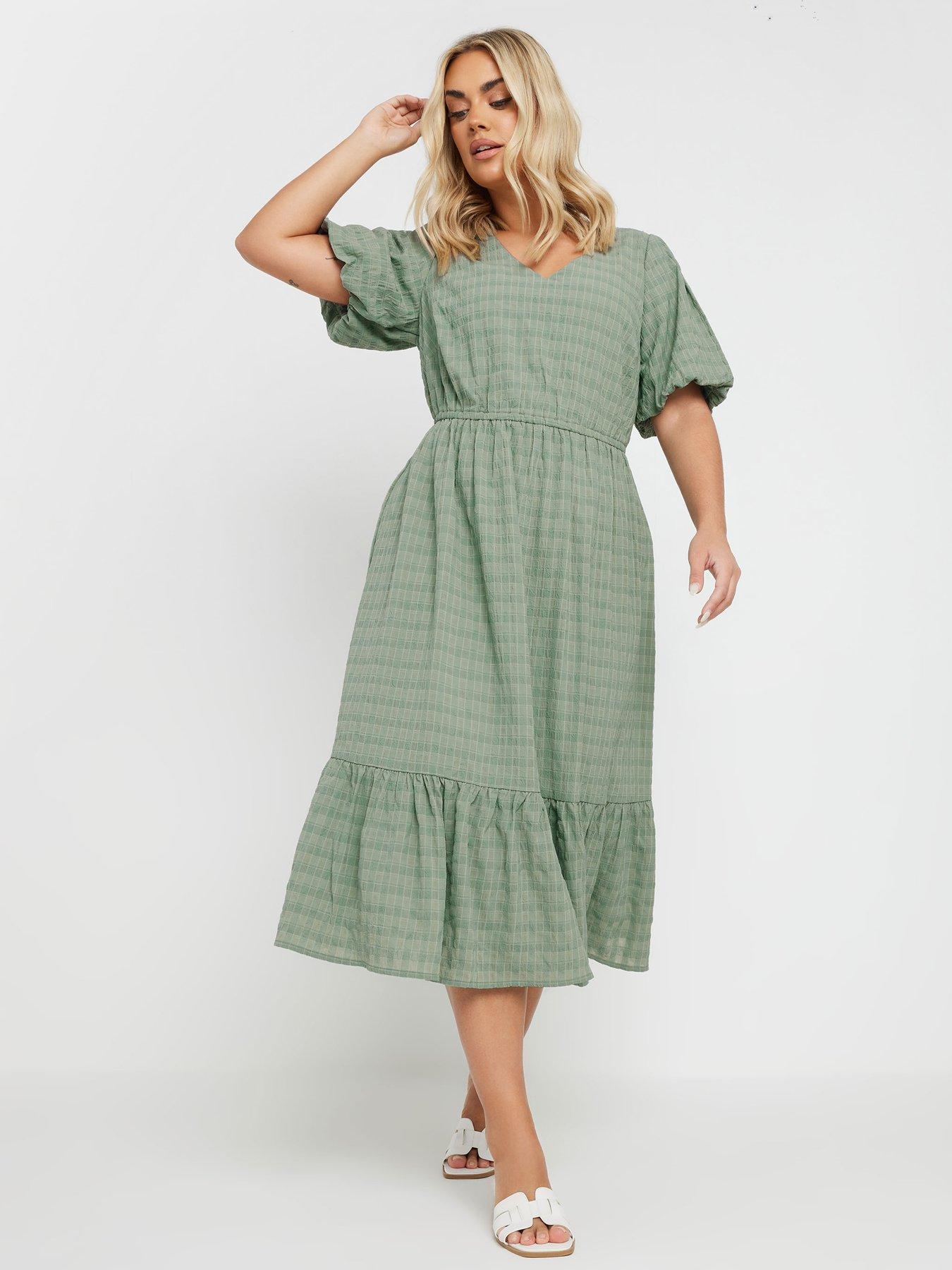 undefined Curve Textured Tiered Dress - Green
