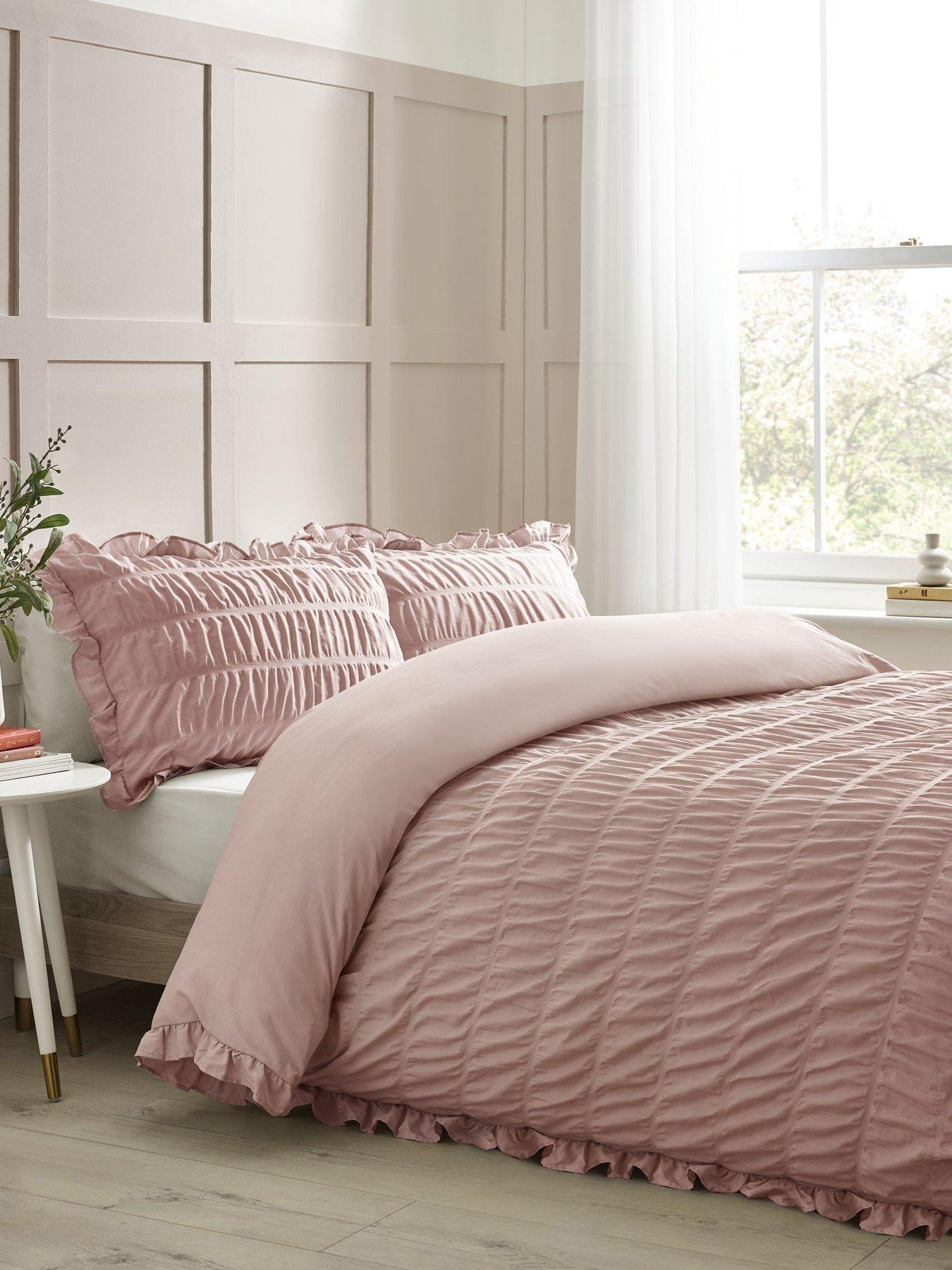 Image 3 of 5 of Catherine Lansfield Seersucker Frill Duvet Cover Set - Pink
