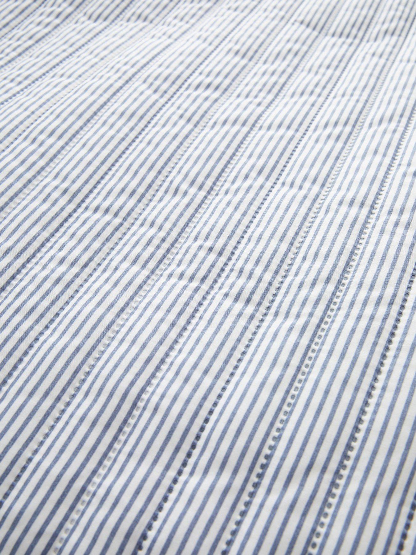 Image 4 of 5 of Catherine Lansfield Stripe Bedspread- 220x230cm