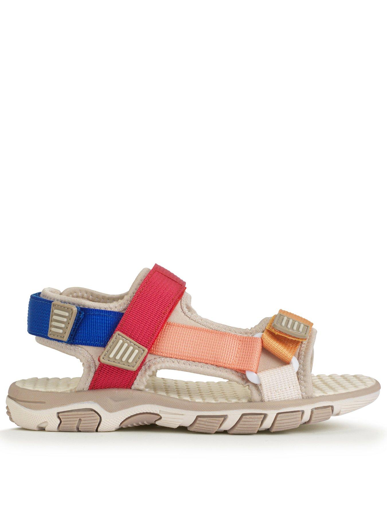 undefined Trekker Multi Synthetic