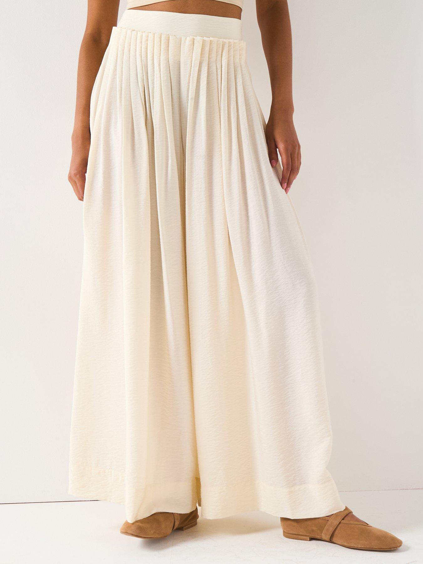 undefined Pleated Extreme Trouser - Cream