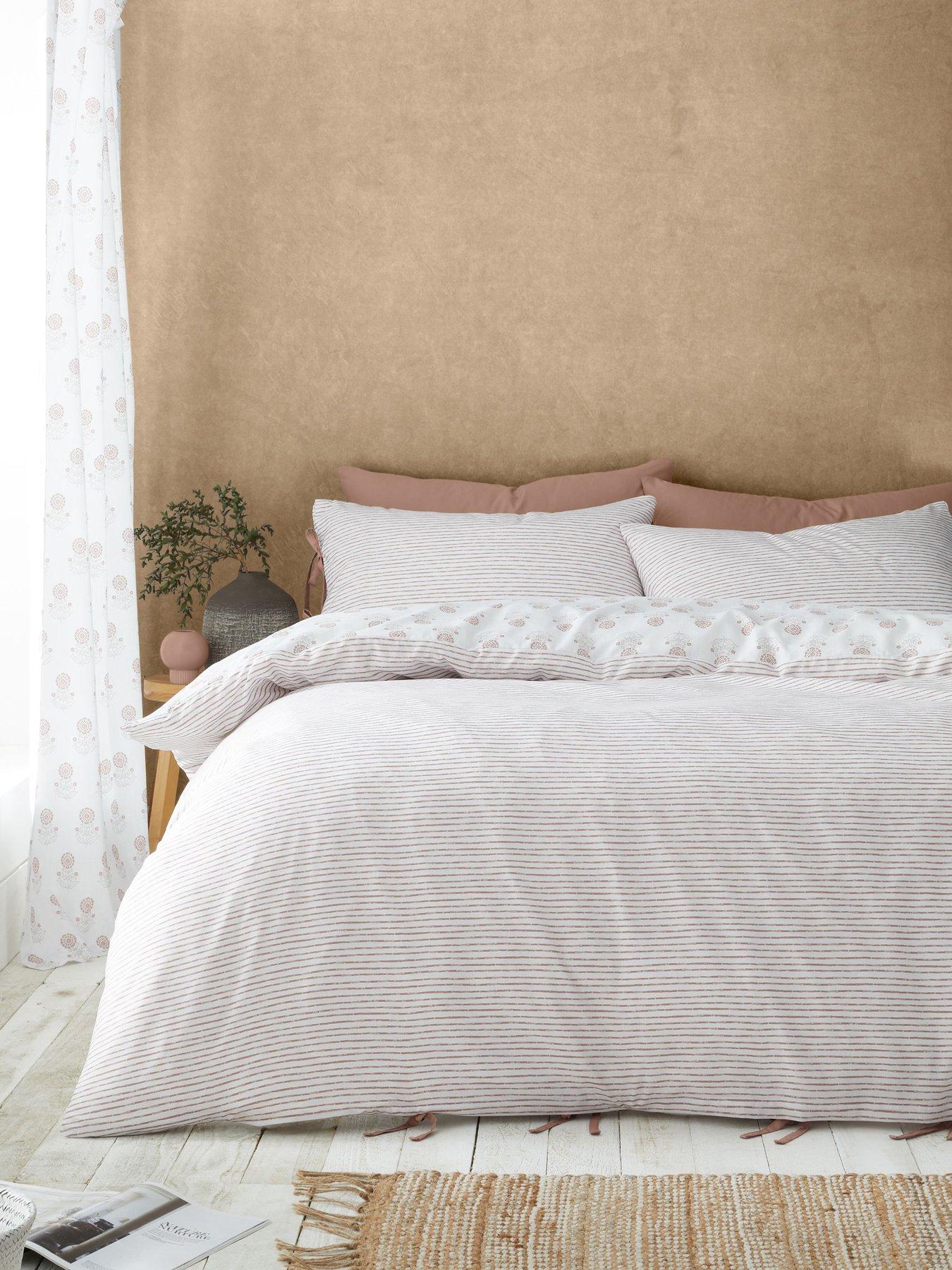 Image 4 of 7 of Pineapple Elephant Elephant Woodblock Floral Duvet Cover Set