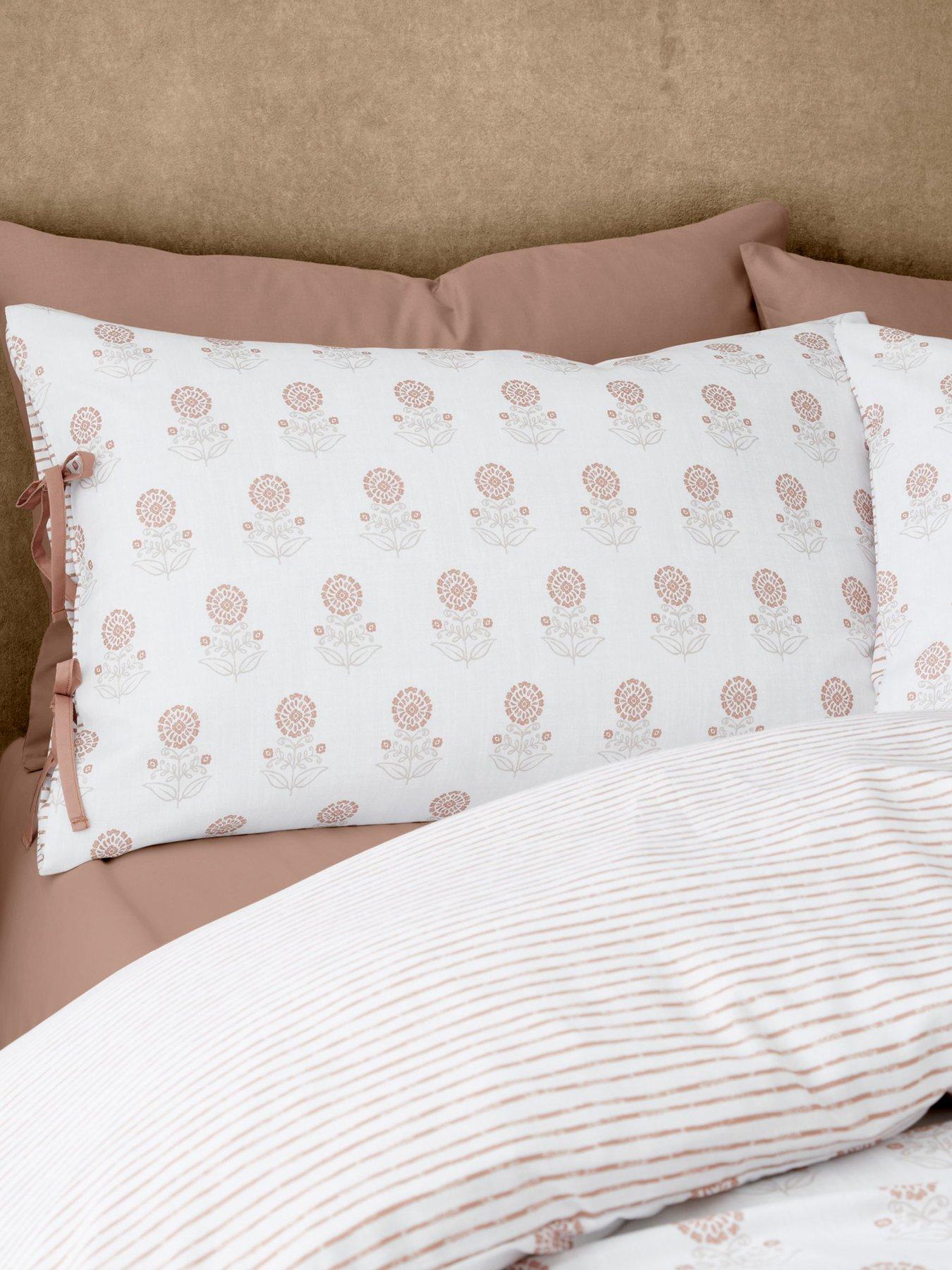 Image 5 of 7 of Pineapple Elephant Elephant Woodblock Floral Duvet Cover Set