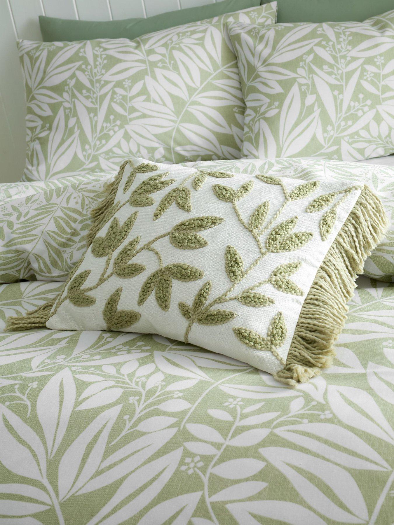undefined Tufted Sorrel Leaf 100% Cotton Filled Cushion- 30x40cm