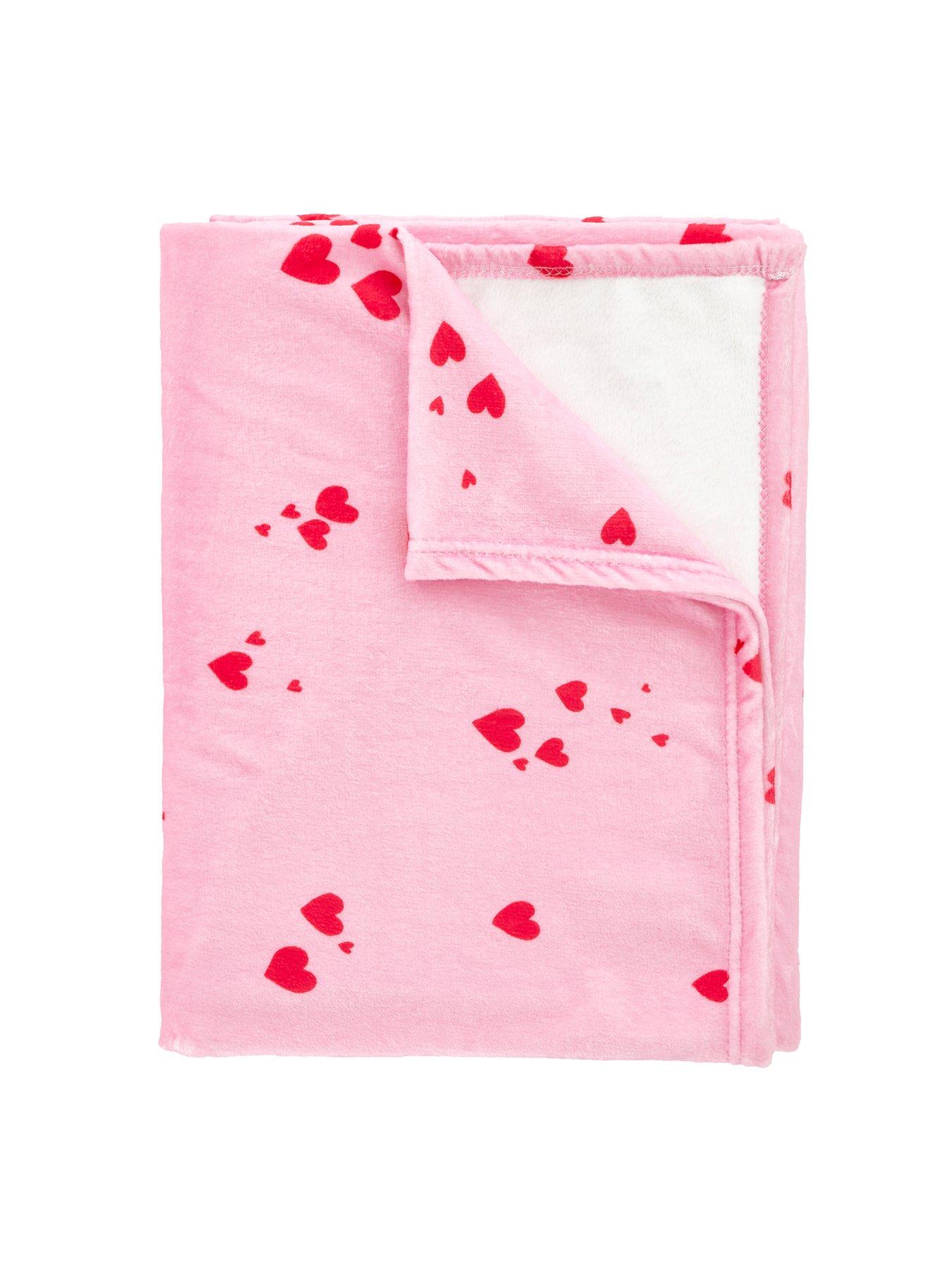 Image 4 of 4 of Catherine Lansfield Heart Throw