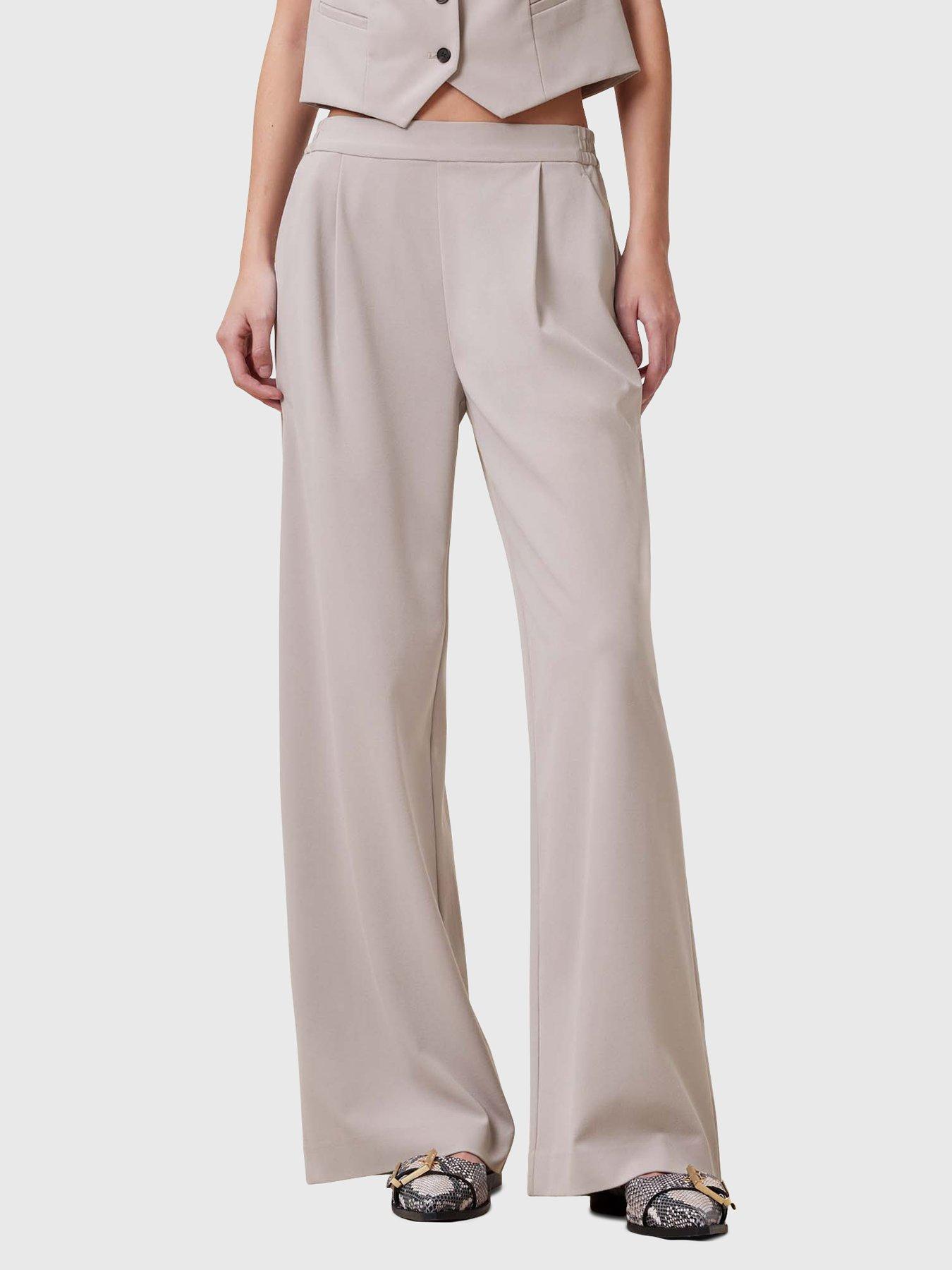 undefined Aleida Lightweight Wide Leg Trousers - Brown