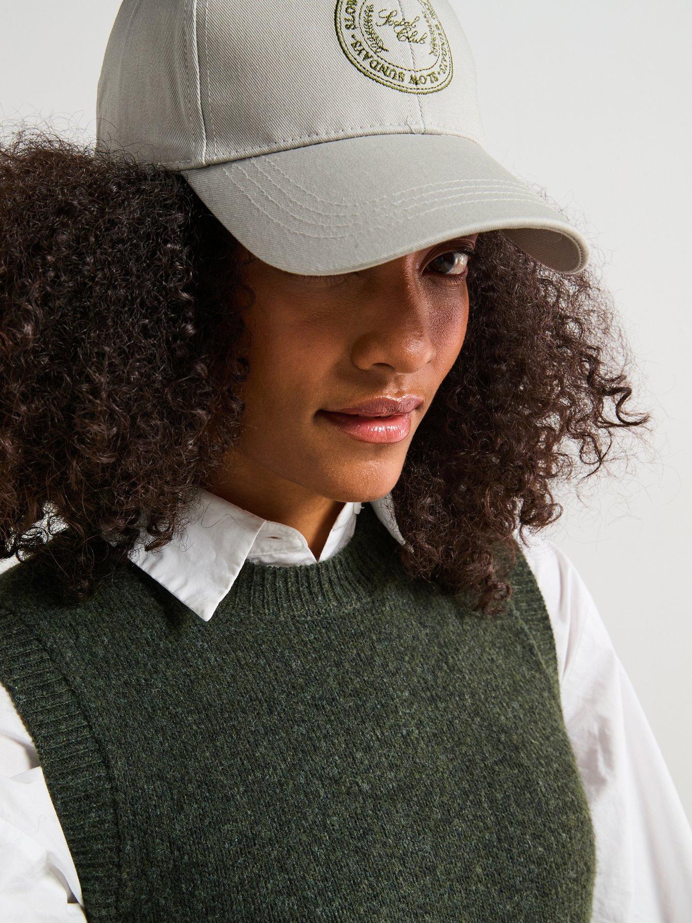 Image 4 of 6 of V by Very Timeless Yarn Crew Neck Knitted Vest - Dark Green