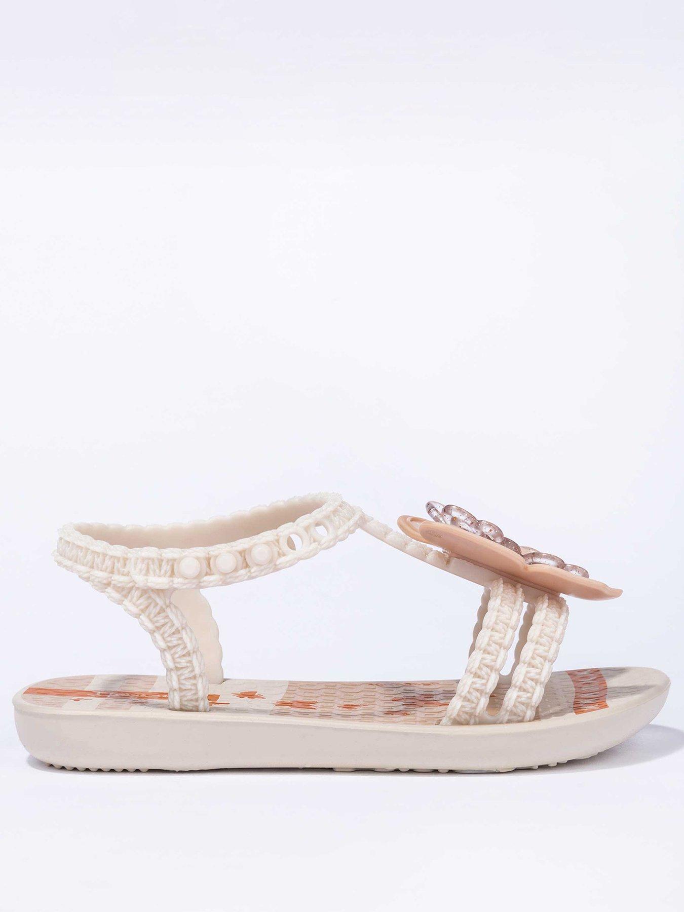 Image 2 of 4 of Ipanema Butterfly Baby - Beige