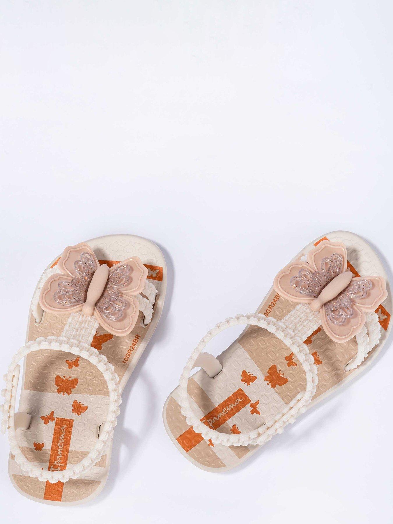 Image 3 of 4 of Ipanema Butterfly Baby - Beige