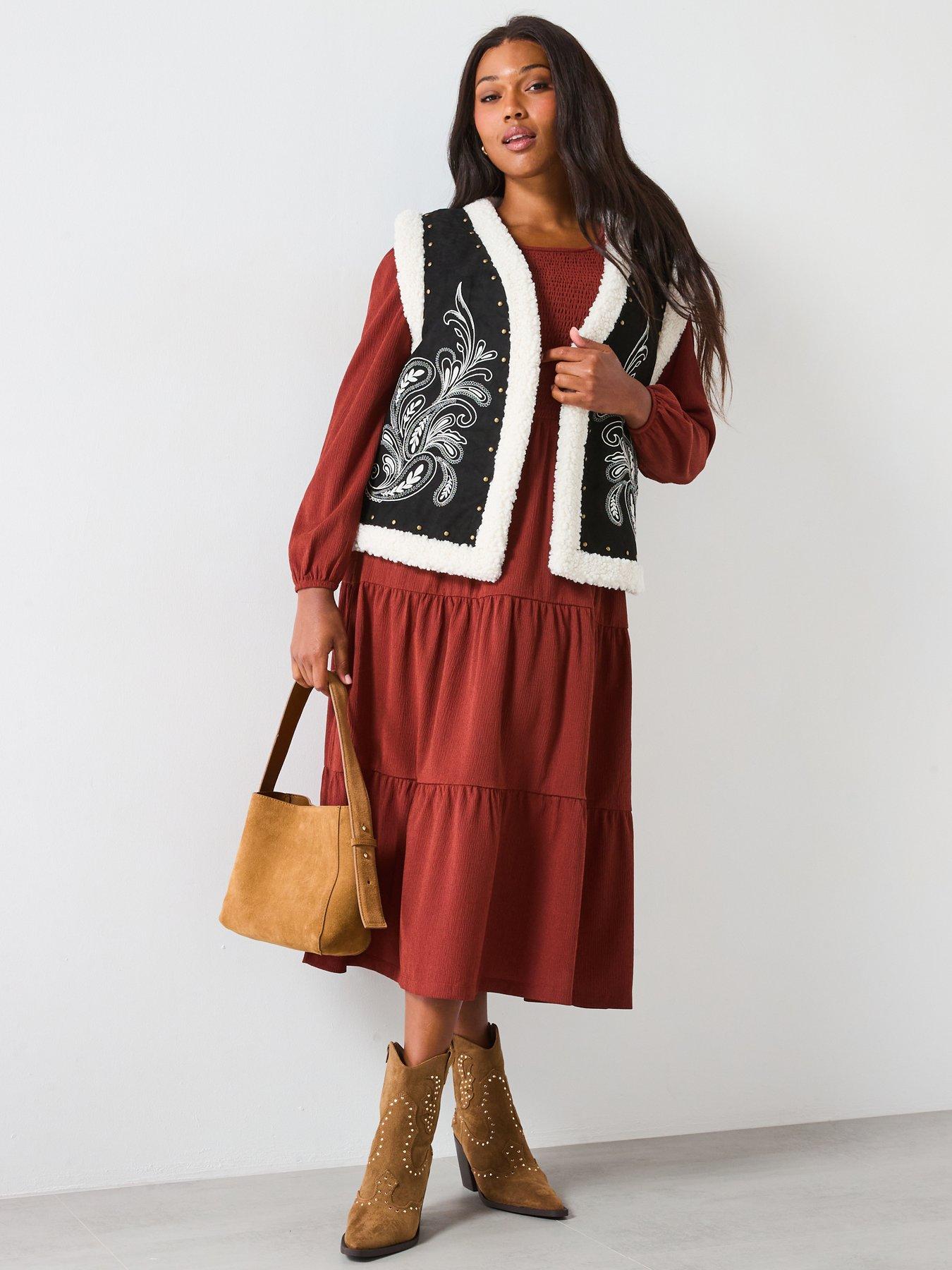 Image 3 of 6 of V by Very Curve Embroidered Faux Fur Gilet - Black