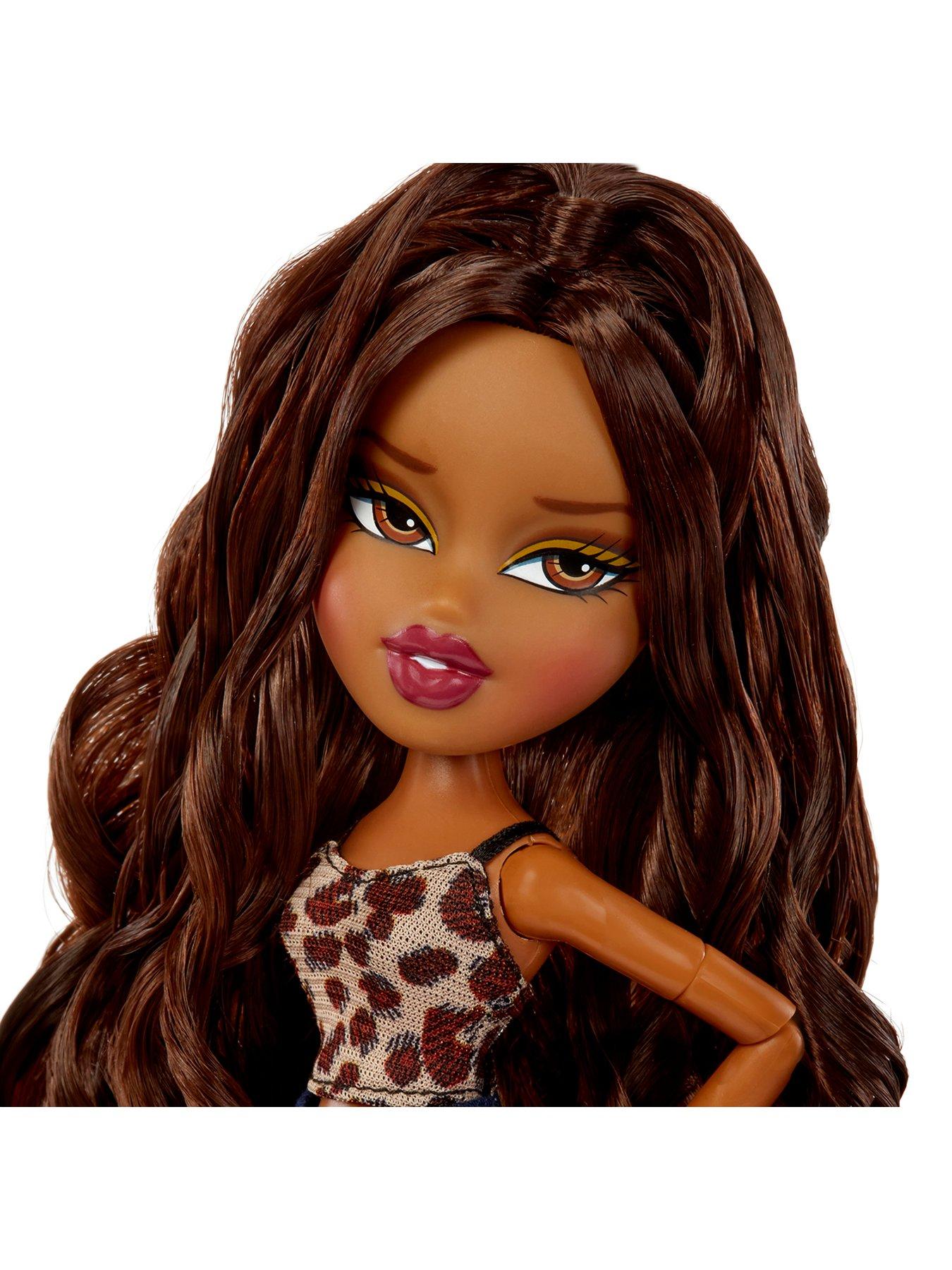 Bratz Goin Out! Doll- Sasha Very