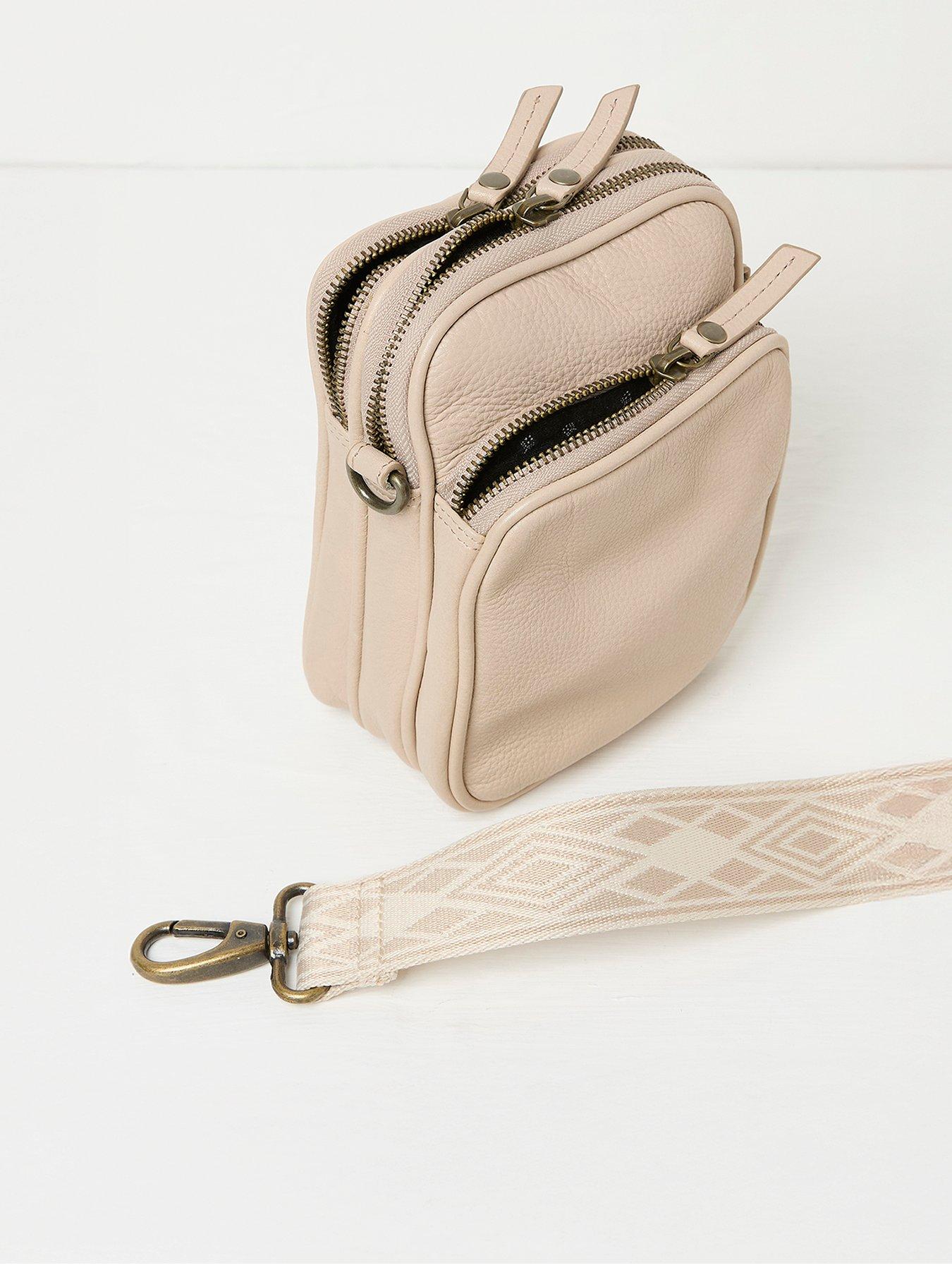 undefined Large Phone Bag - Beige