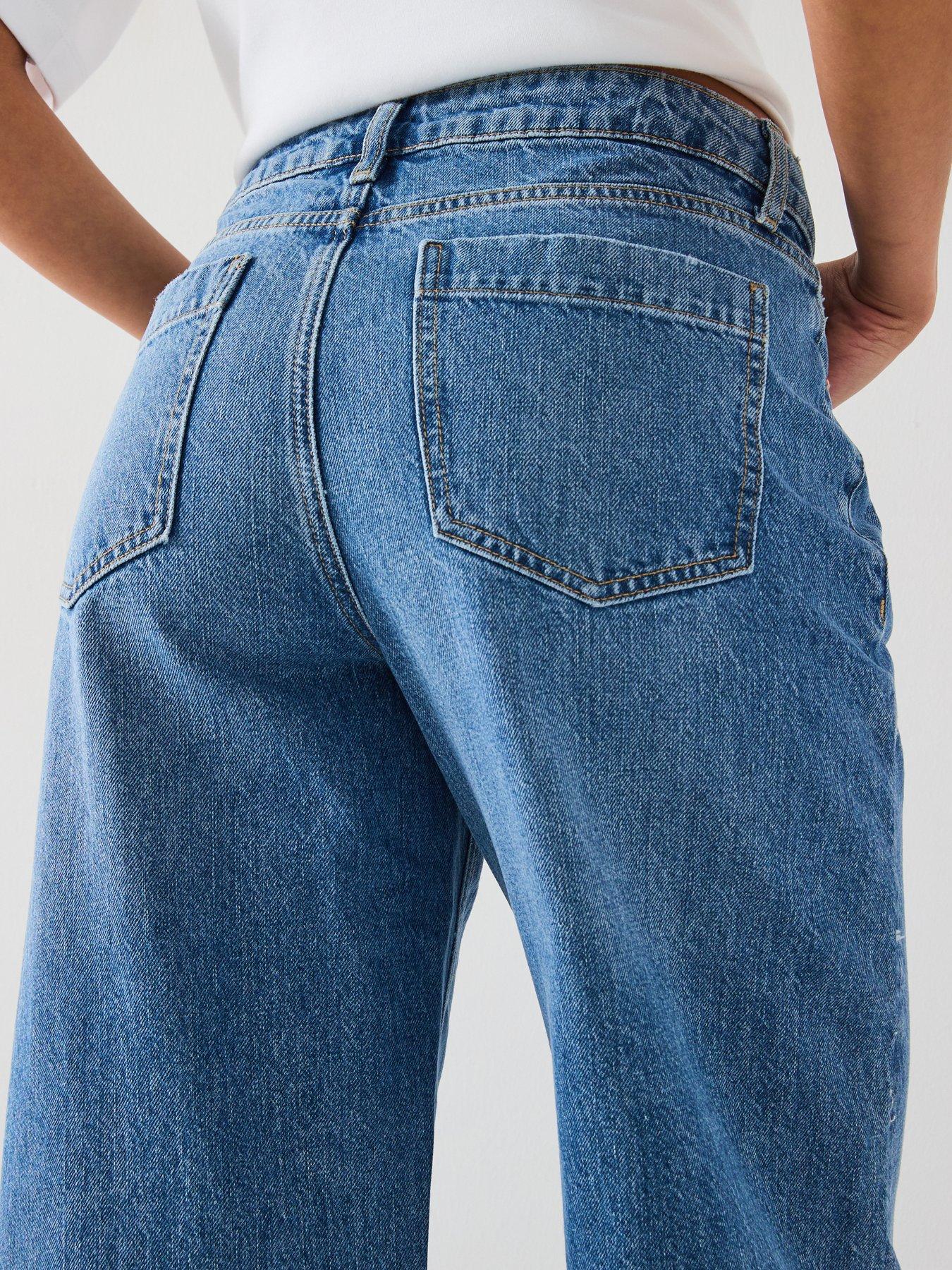 Image 4 of 6 of V by Very Low Slung Baggy Jeans - Mid Wash