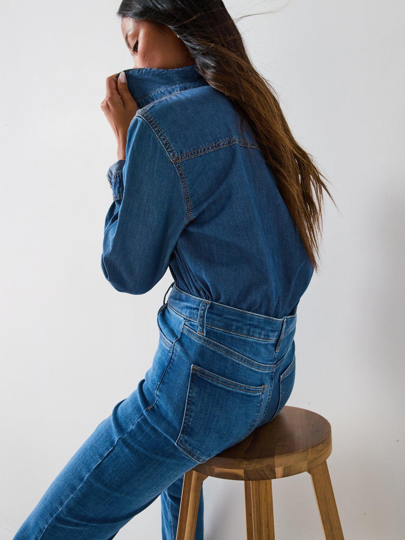 Image 5 of 6 of The Very Collection Sculpt Straight Leg Jeans - Mid Wash