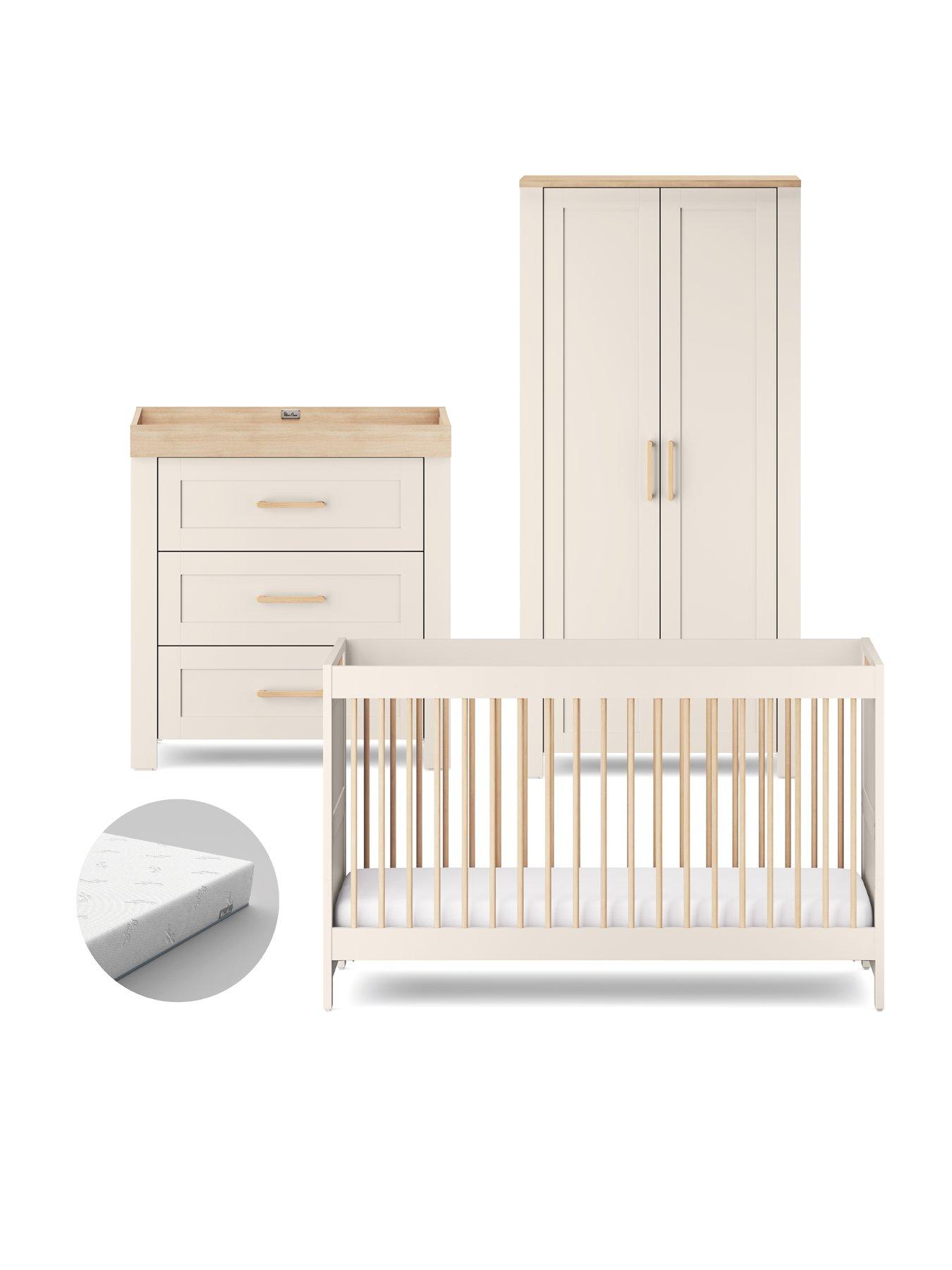 Image 1 of 8 of Silver Cross Seville - 4 piece set with Truefit&nbsp;Mattress
