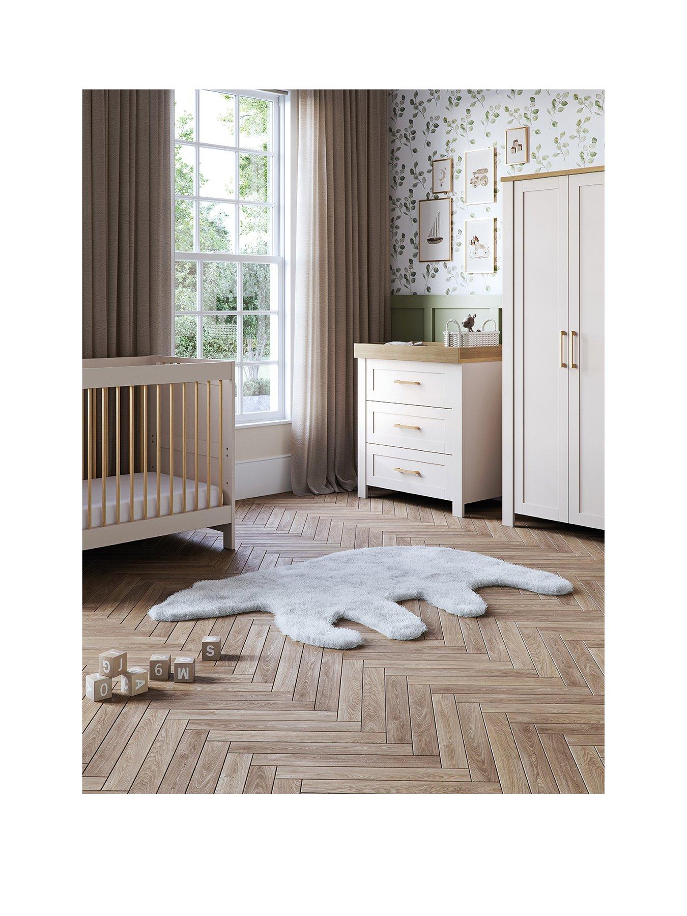 Image 2 of 8 of Silver Cross Seville - 4 piece set with Truefit&nbsp;Mattress