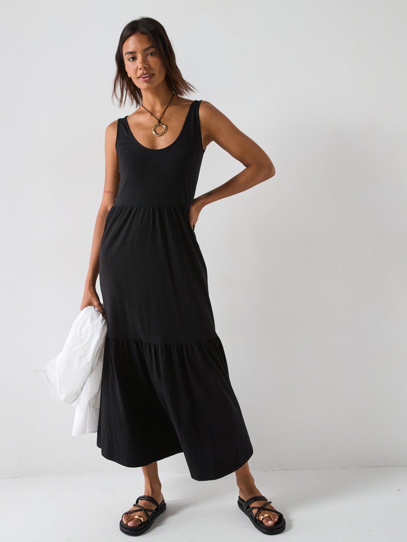 undefined Tiered Maxi Dress - Black