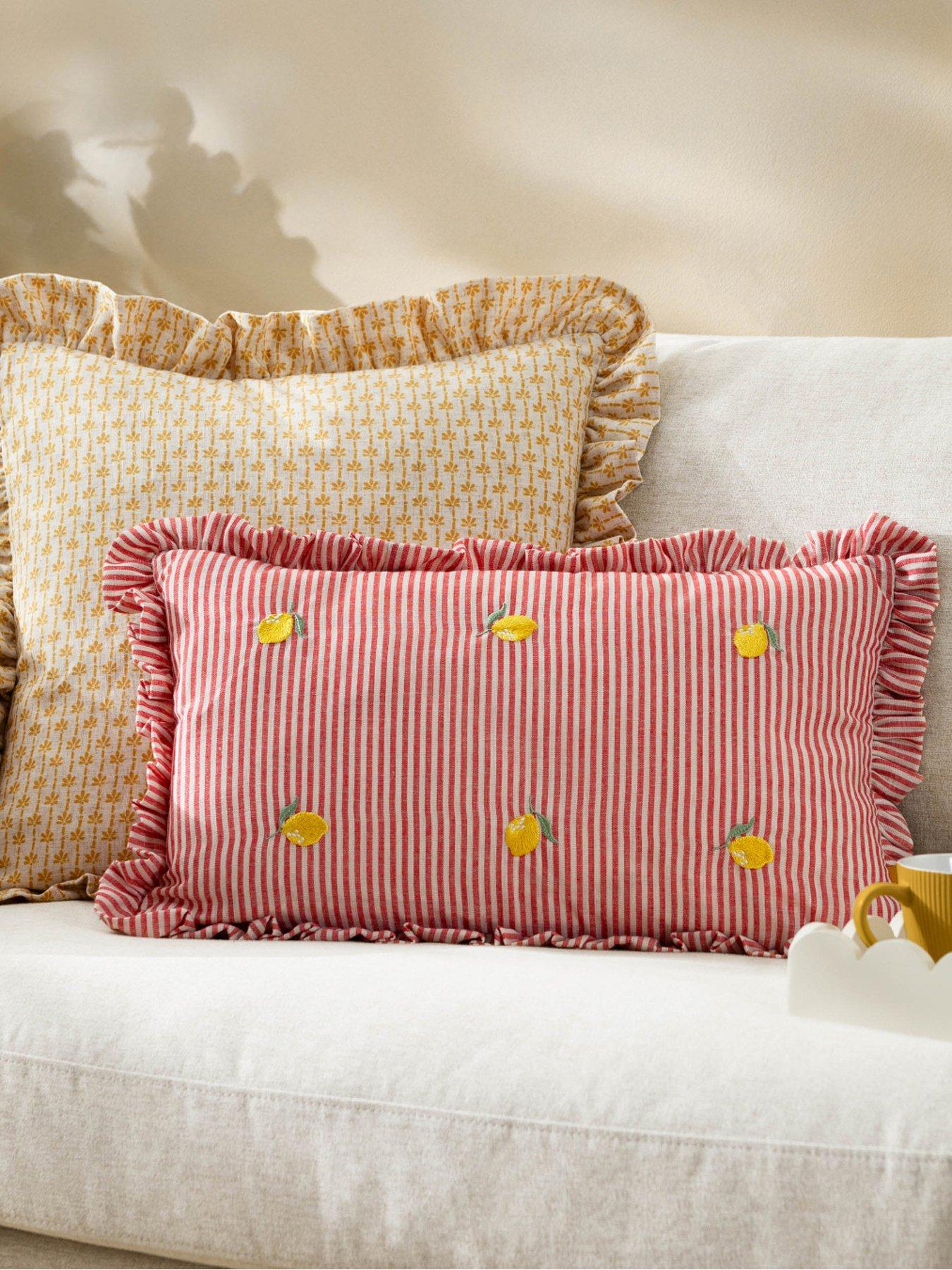 Image 6 of 6 of Furn Les Fruites Lemons Cushion- 30x50cm