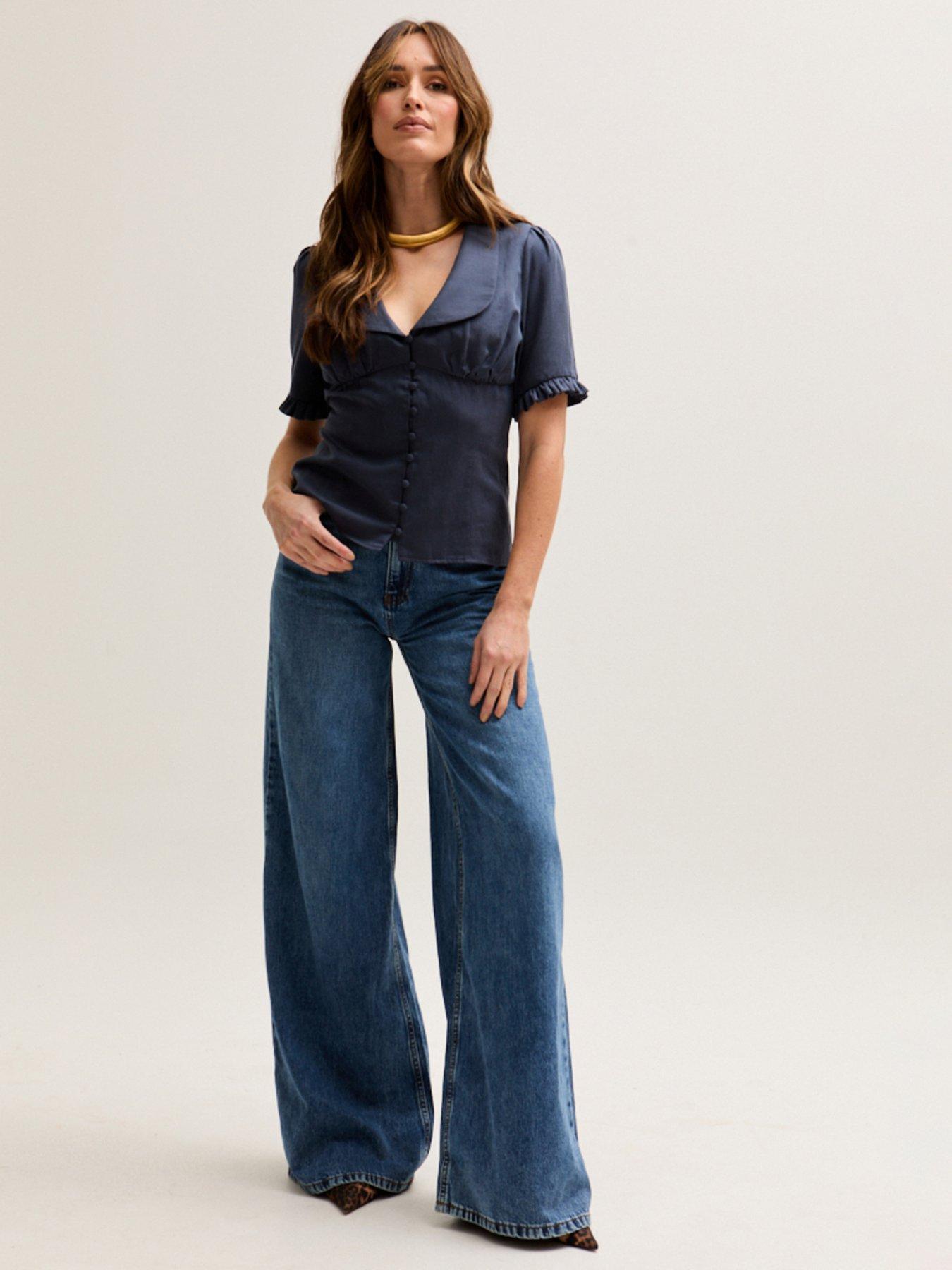 Image 3 of 5 of Lily & Lionel Rachel Vintage Inspired Short Sleeve Shirt - Navy