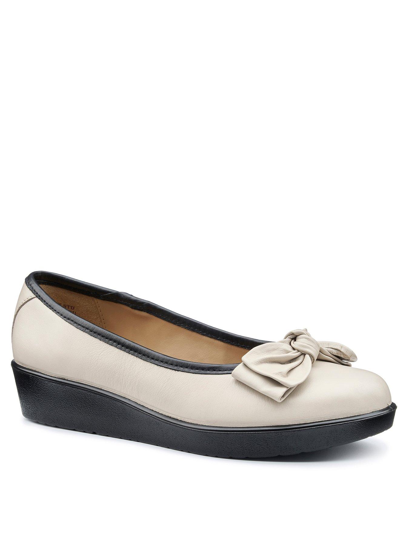 Image 2 of 4 of Hotter Jade Wedge Pump Shoe - Cream