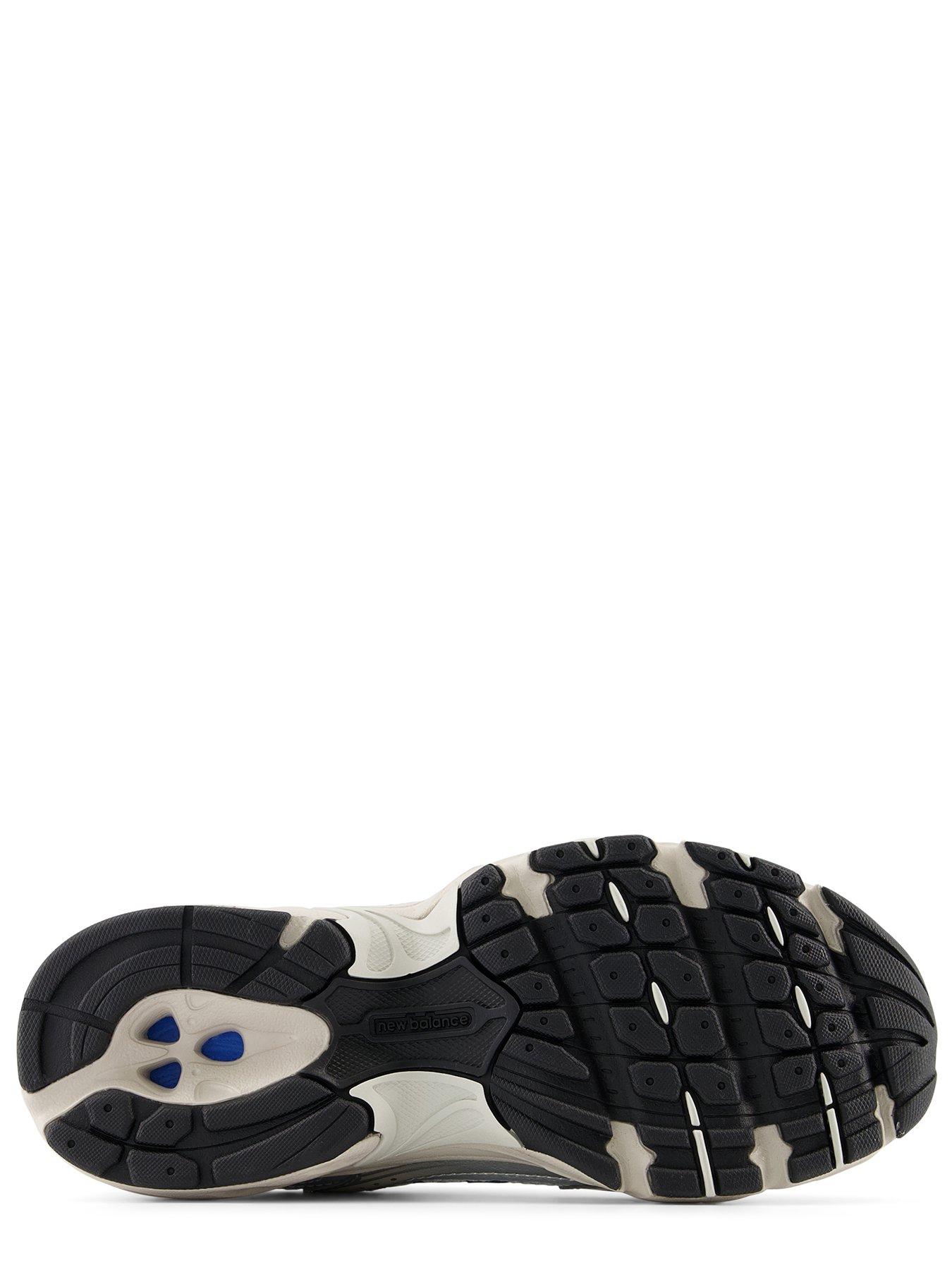 Image 4 of 5 of New Balance Junior 530 Lace Up Trainers - Blue