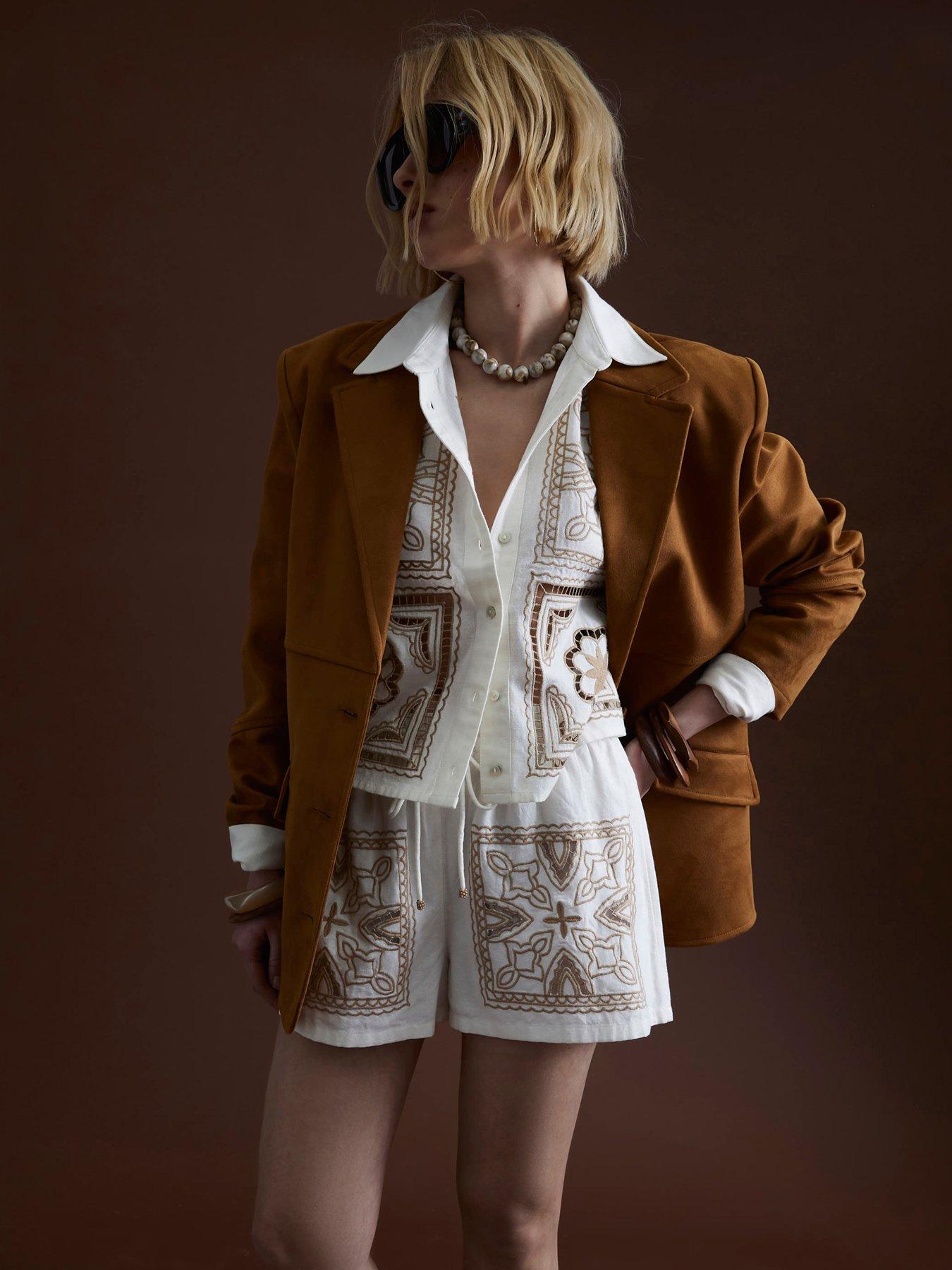Image 3 of 6 of River Island Cutwork Short - Cream