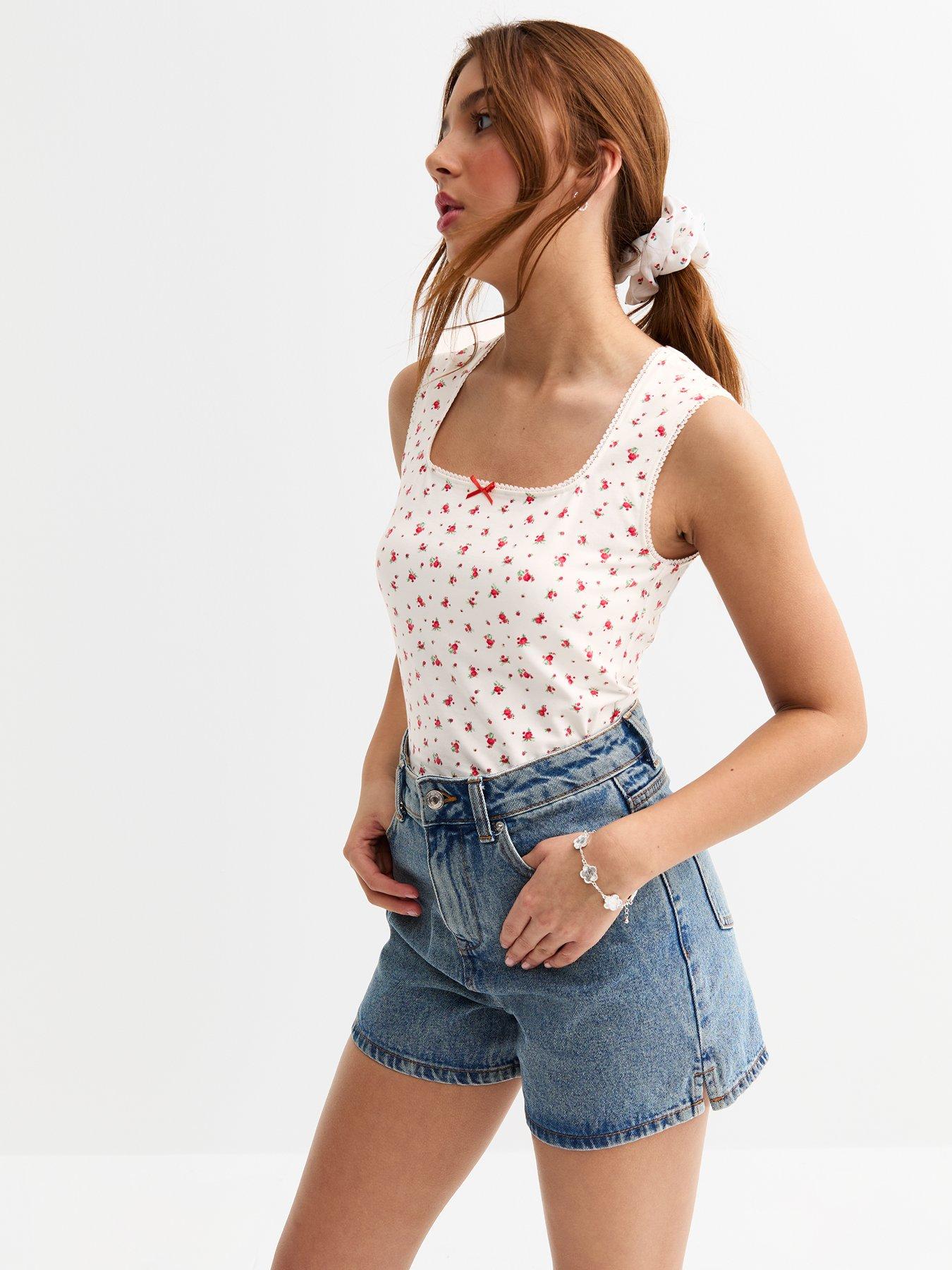 undefined Girls White Lace Trim Floral Print Vest
