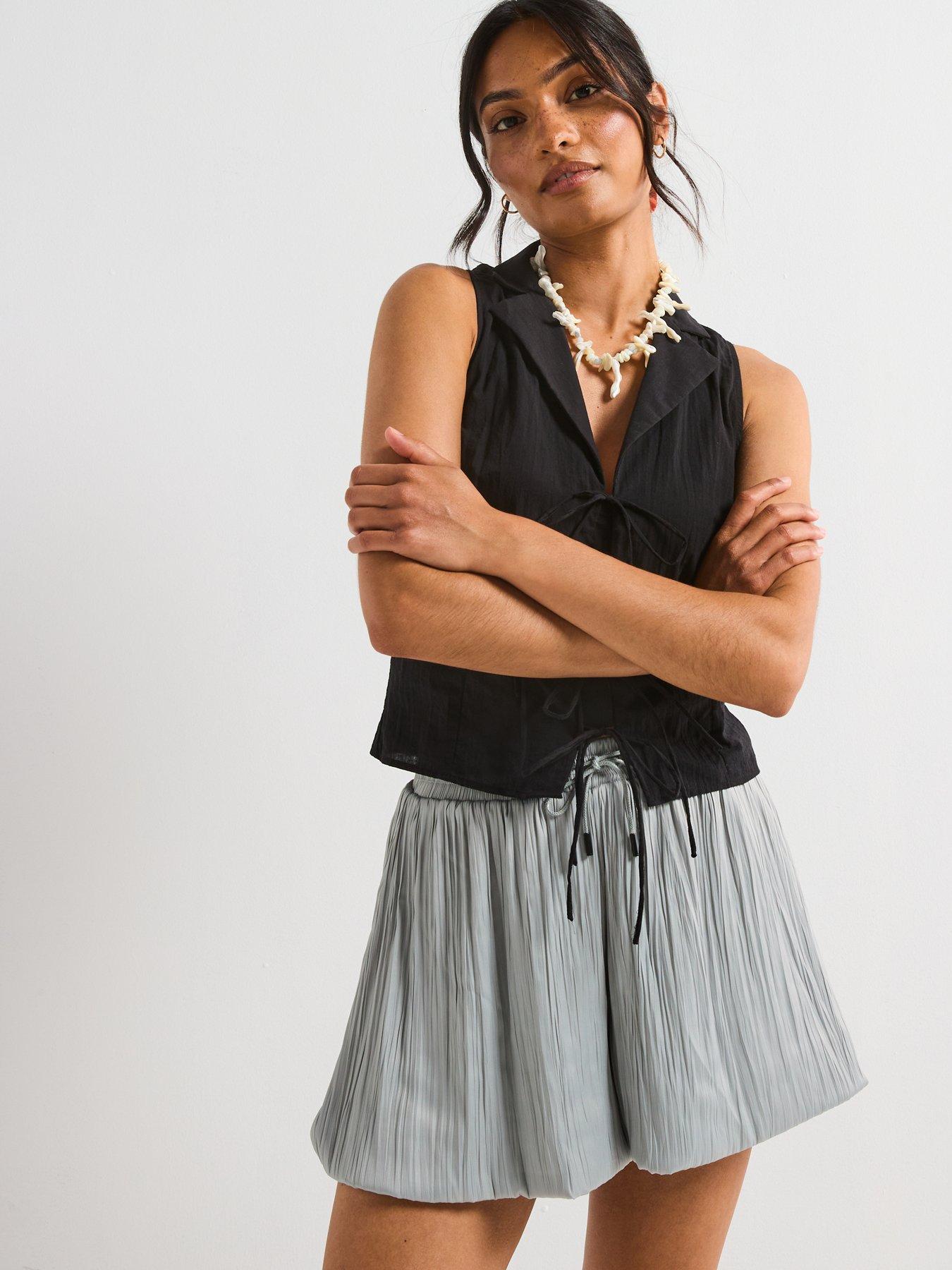 Image 5 of 5 of V by Very Pleated Shorts - Grey