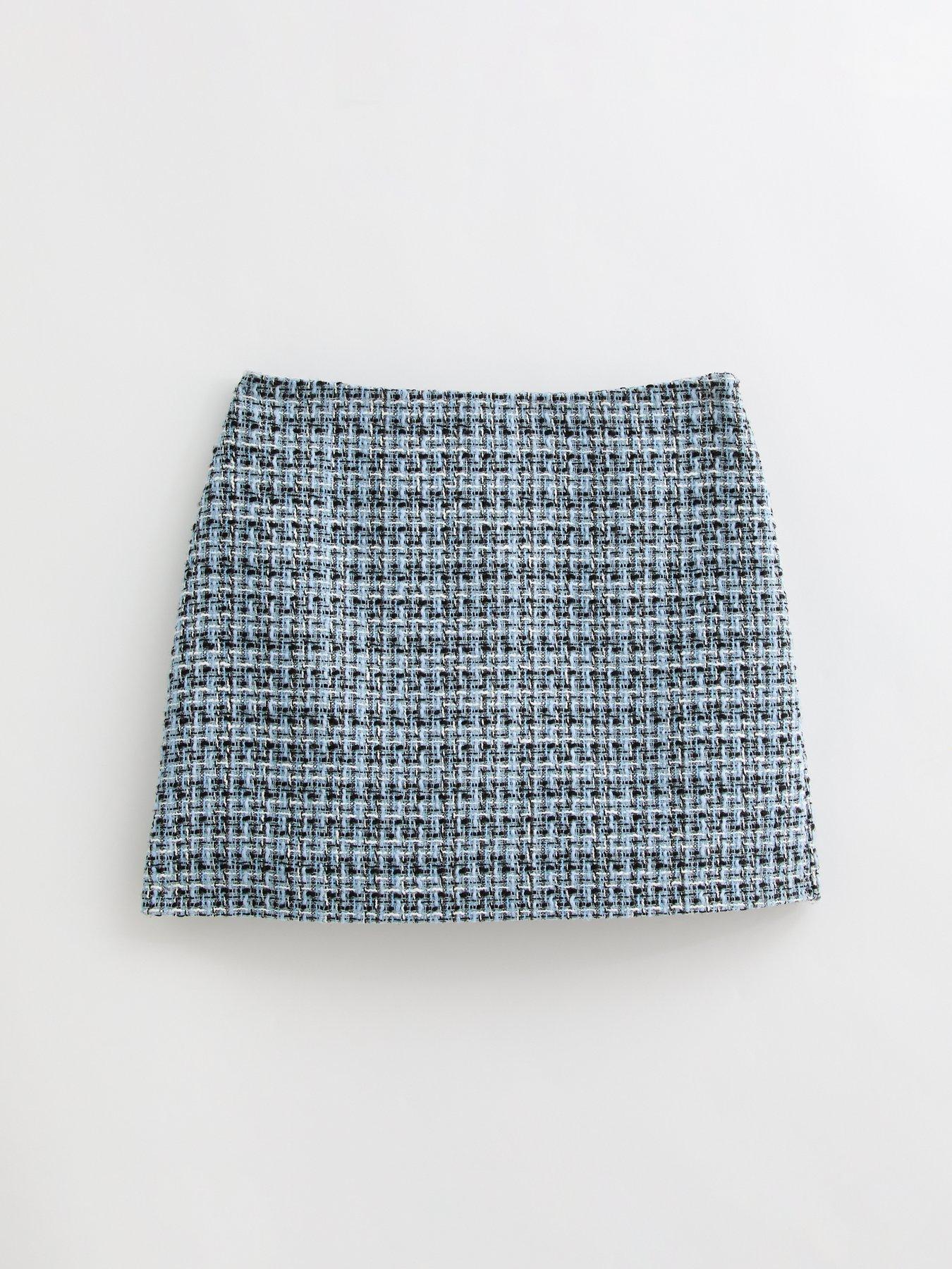 Image 5 of 6 of New Look Boucle Mini Skirt - Light Blue