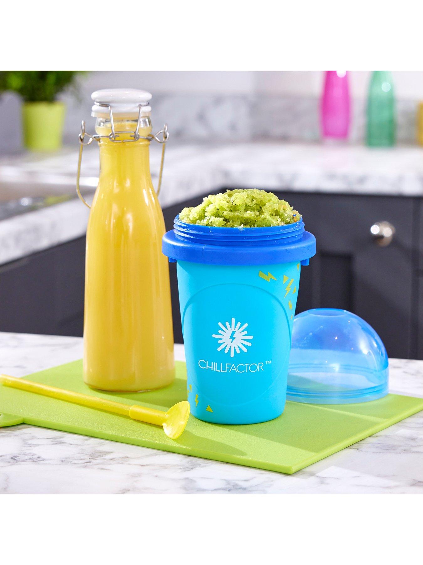 Image 4 of 8 of Chill Factor Slushy Maker Colour Shock - Totally Cool Blue