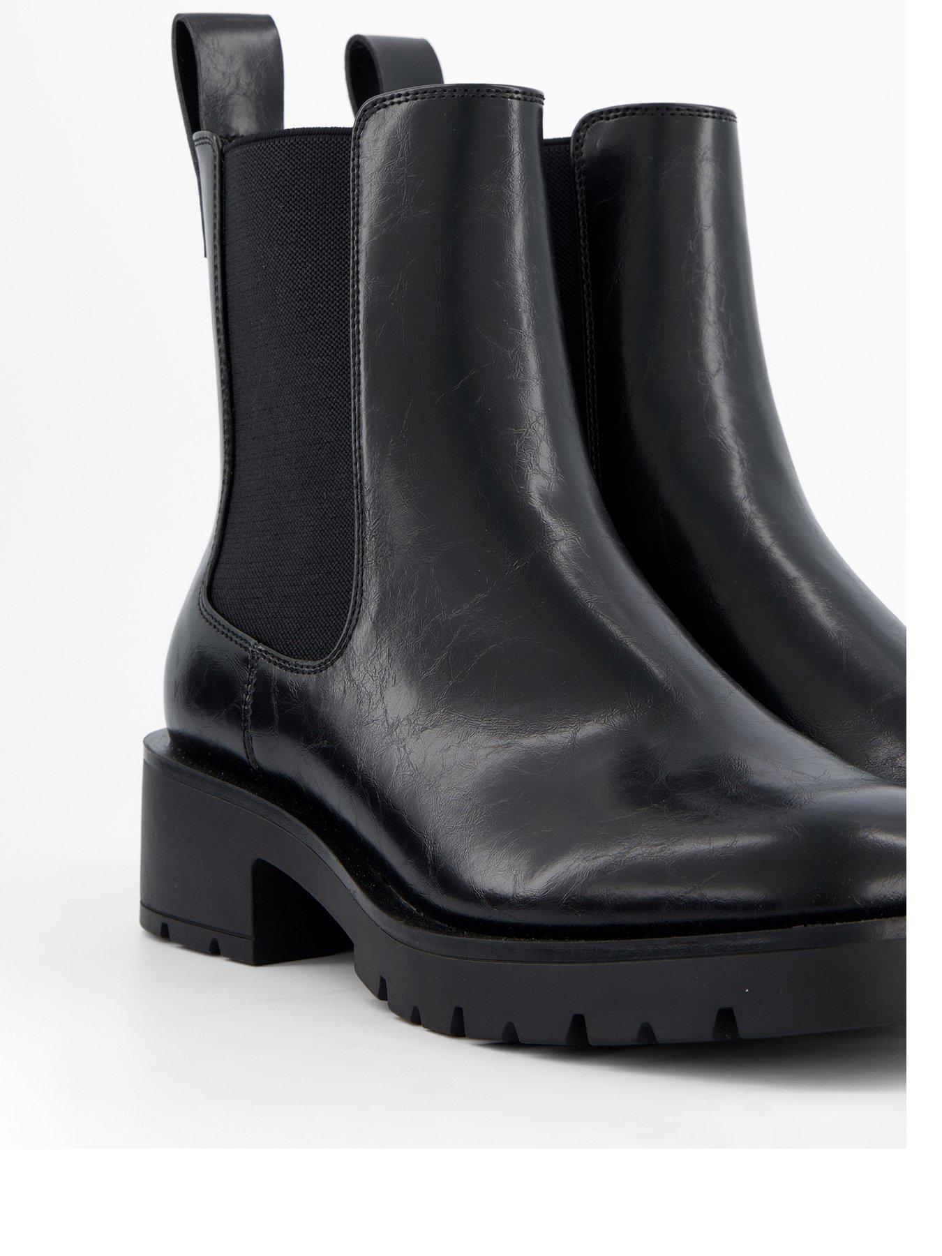 Image 4 of 8 of V by Very Chelsea Ankle Boots - Black