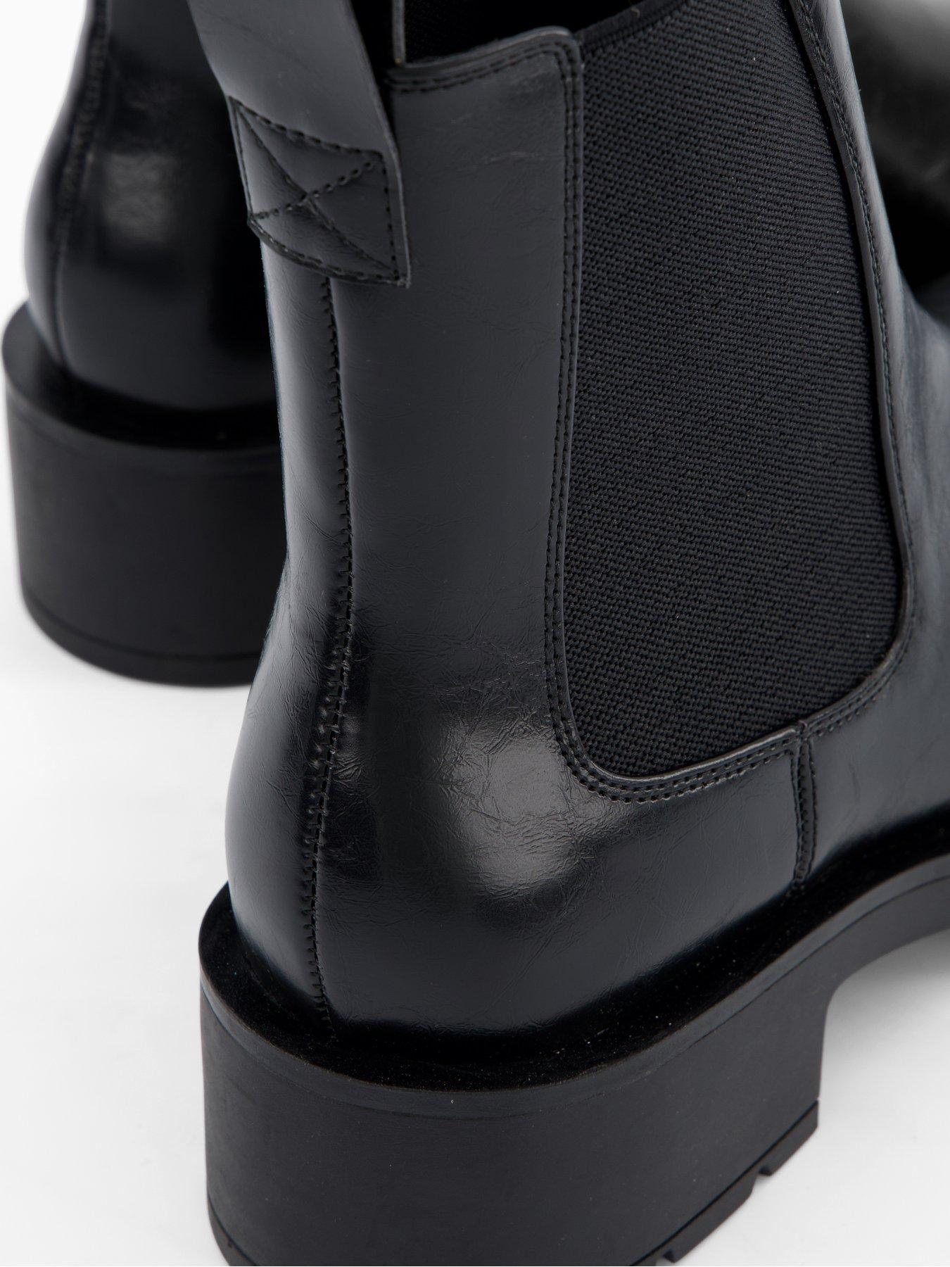 Image 7 of 8 of V by Very Chelsea Ankle Boots - Black