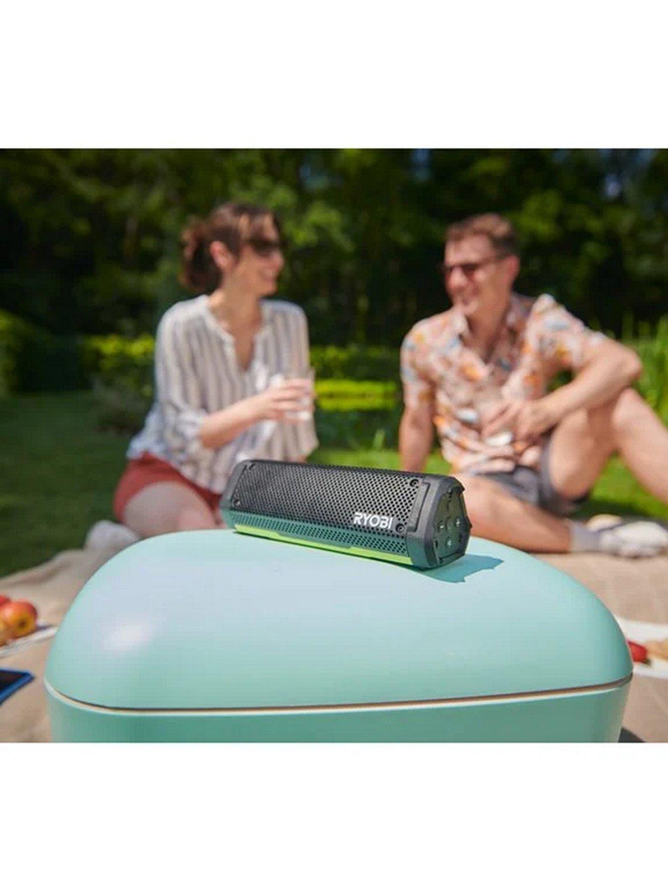 RYOBI RS4-120G 4V Cordless USB Lithium Speaker (1 x 4V 2.0Ah) | Very