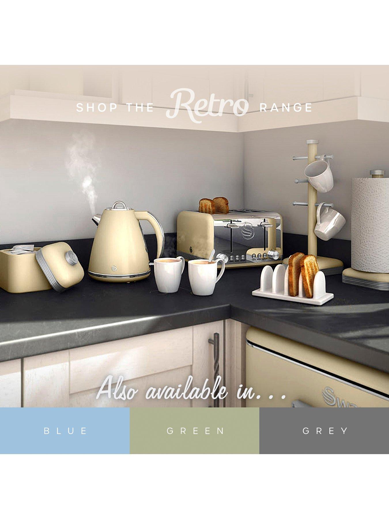 Image 5 of 6 of Swan SR11010CNE Retro Cream Top Mounted Fridge Freezer 208L