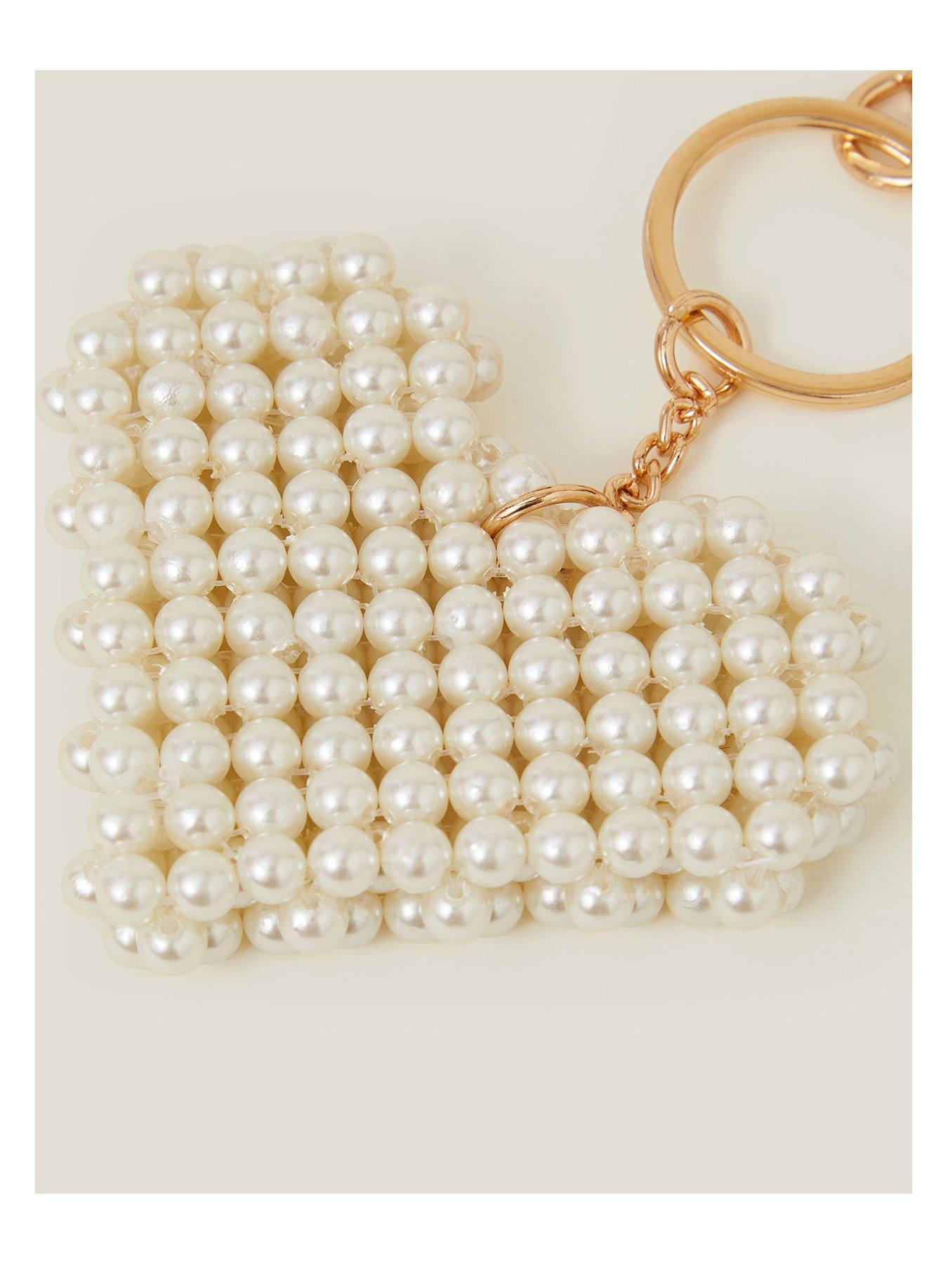 Image 2 of 2 of Accessorize Bridal Heart Keyring - Ivory