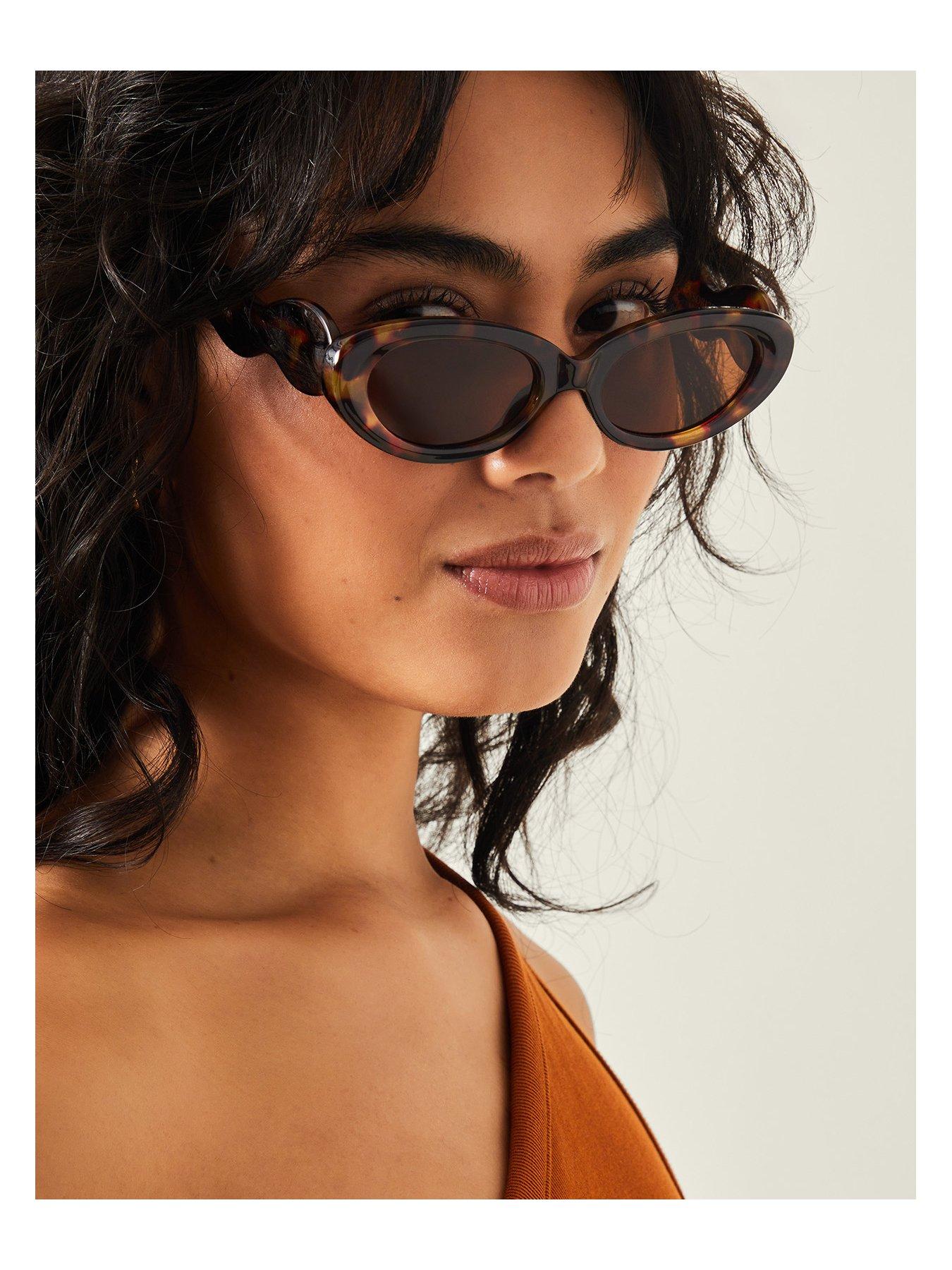 Image 2 of 3 of Accessorize Oval Bubble Tort Wavy Sunglasses - Tortoise Shell