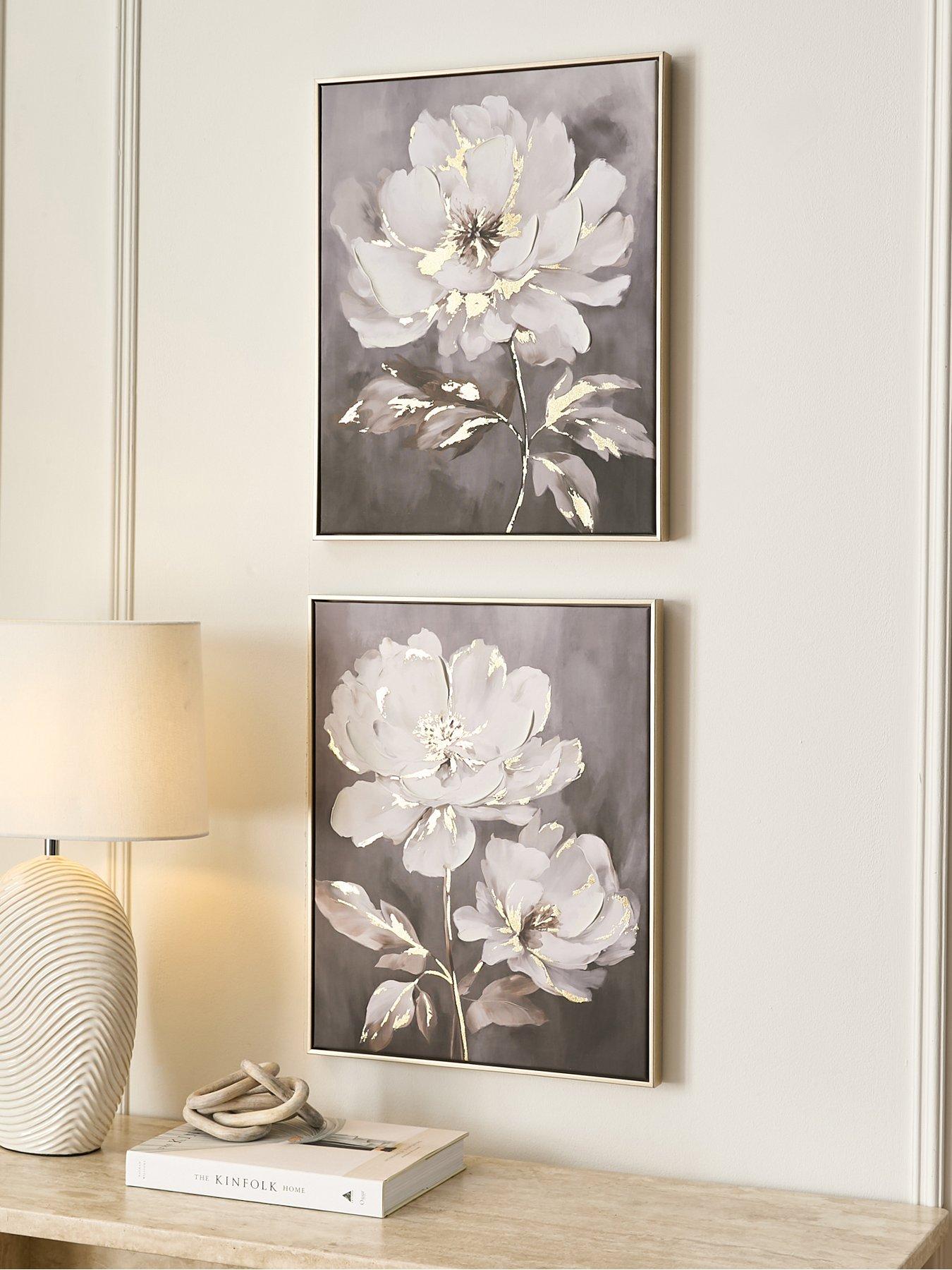 undefined Set of 2 Printed White Flower Capped Canvas with Gold Foil 40x50cm - FSC® Certified
