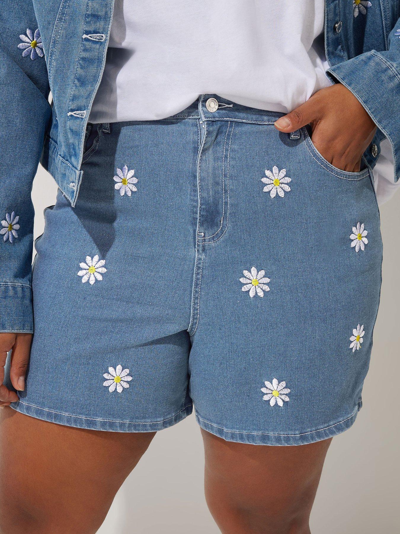 Image 4 of 4 of Yours Curve Daisy Short - Blue