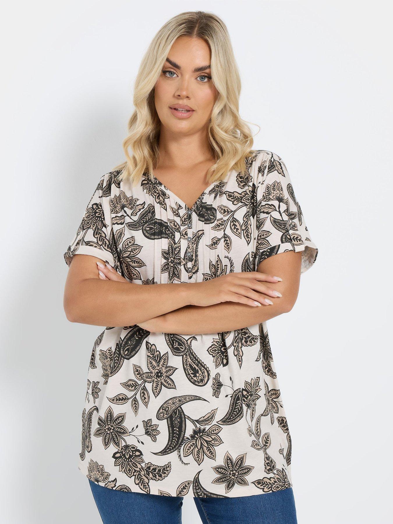 Image 1 of 4 of Yours Curve Pintuck Paisley Flower T-Shirt - White