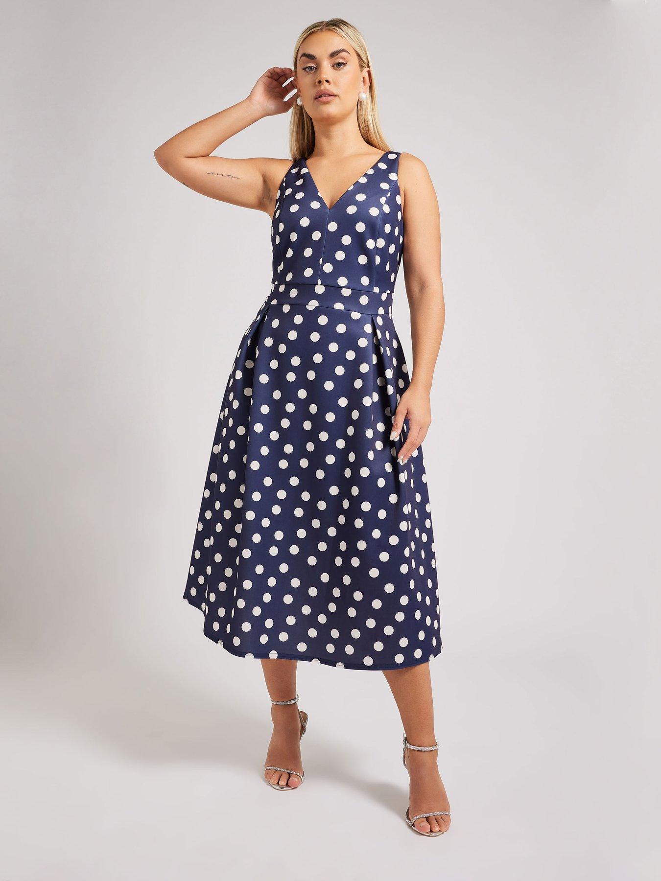 undefined Curve V-neck Pleated Dress