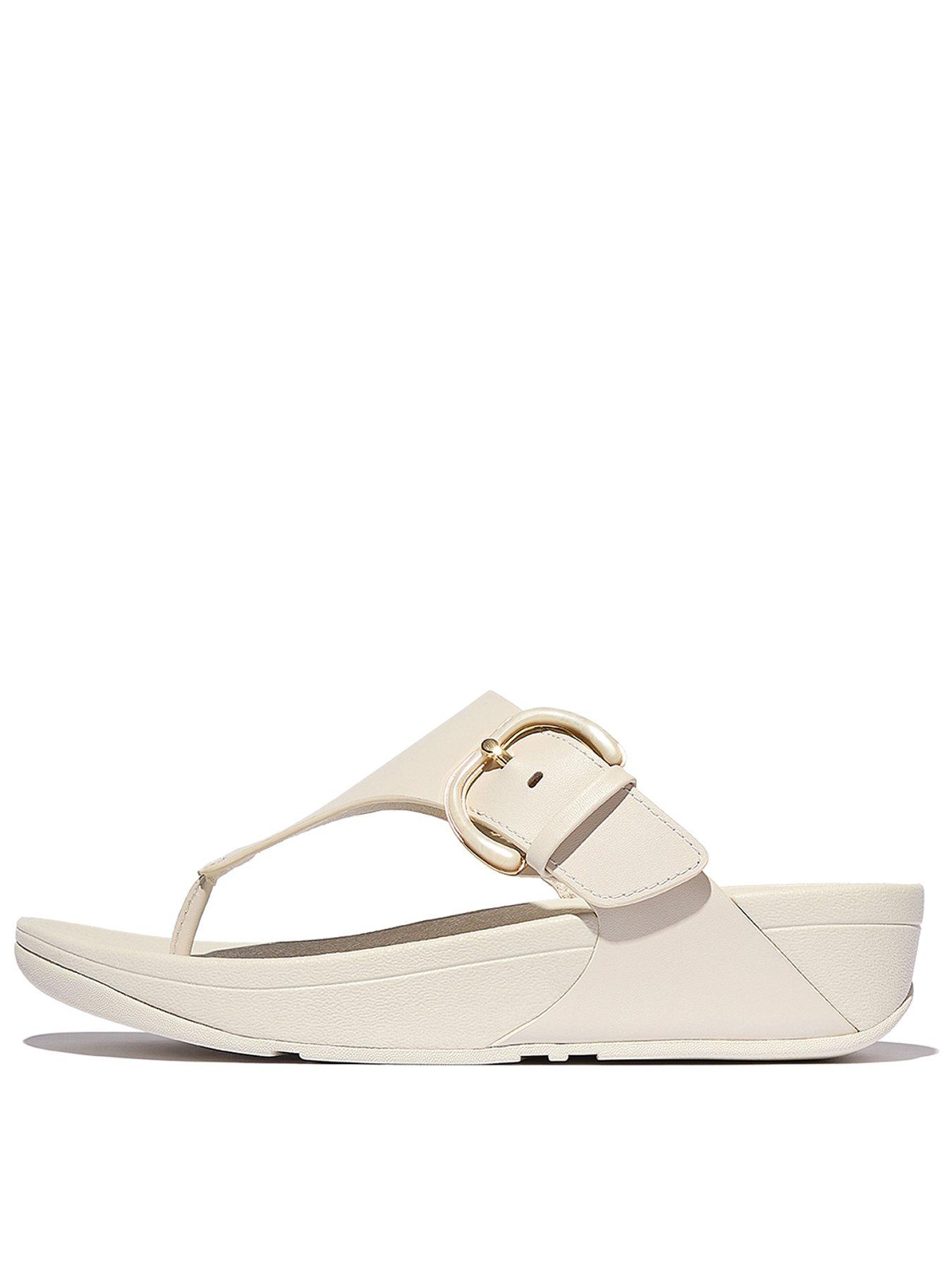 undefined Lulu Resin-buckle Leather Toe-post Sandals - Paris Beige