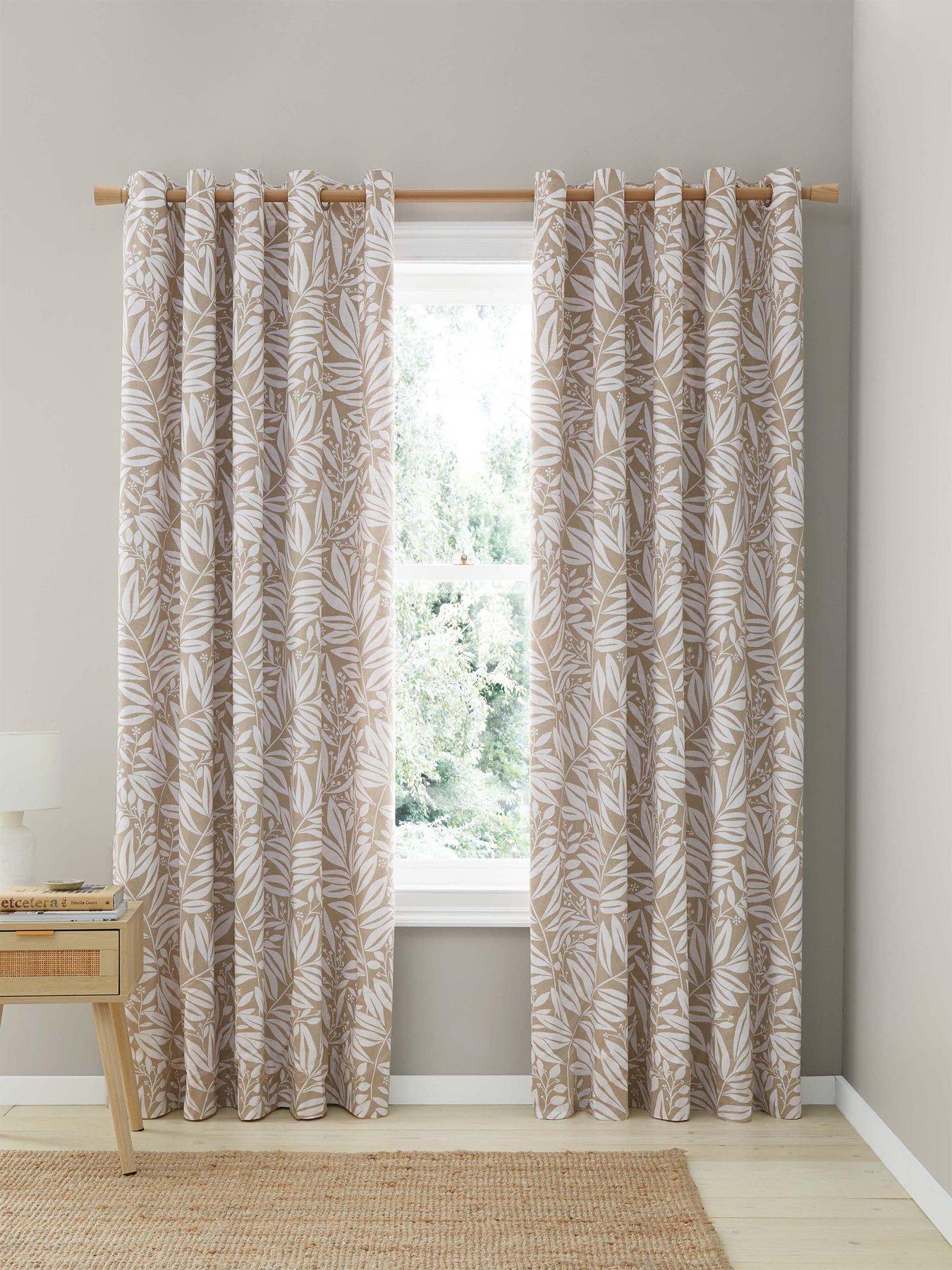 Catherine Lansfield Sorrel Leaf Reversible Eyelet Curtains - Natural