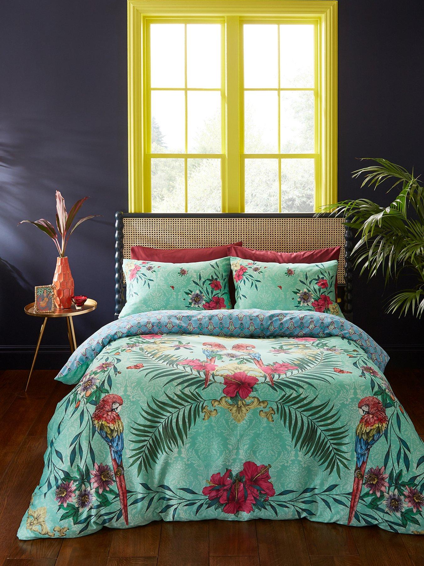 undefined Paradise Parrot 100% Cotton Sateen Duvet Set