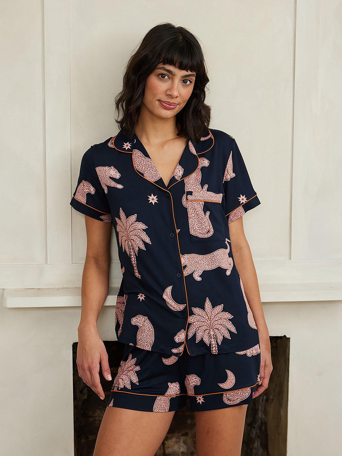 undefined Short Sleeve Revere And Short Pyjama Set - Abstract Shapes Leopards