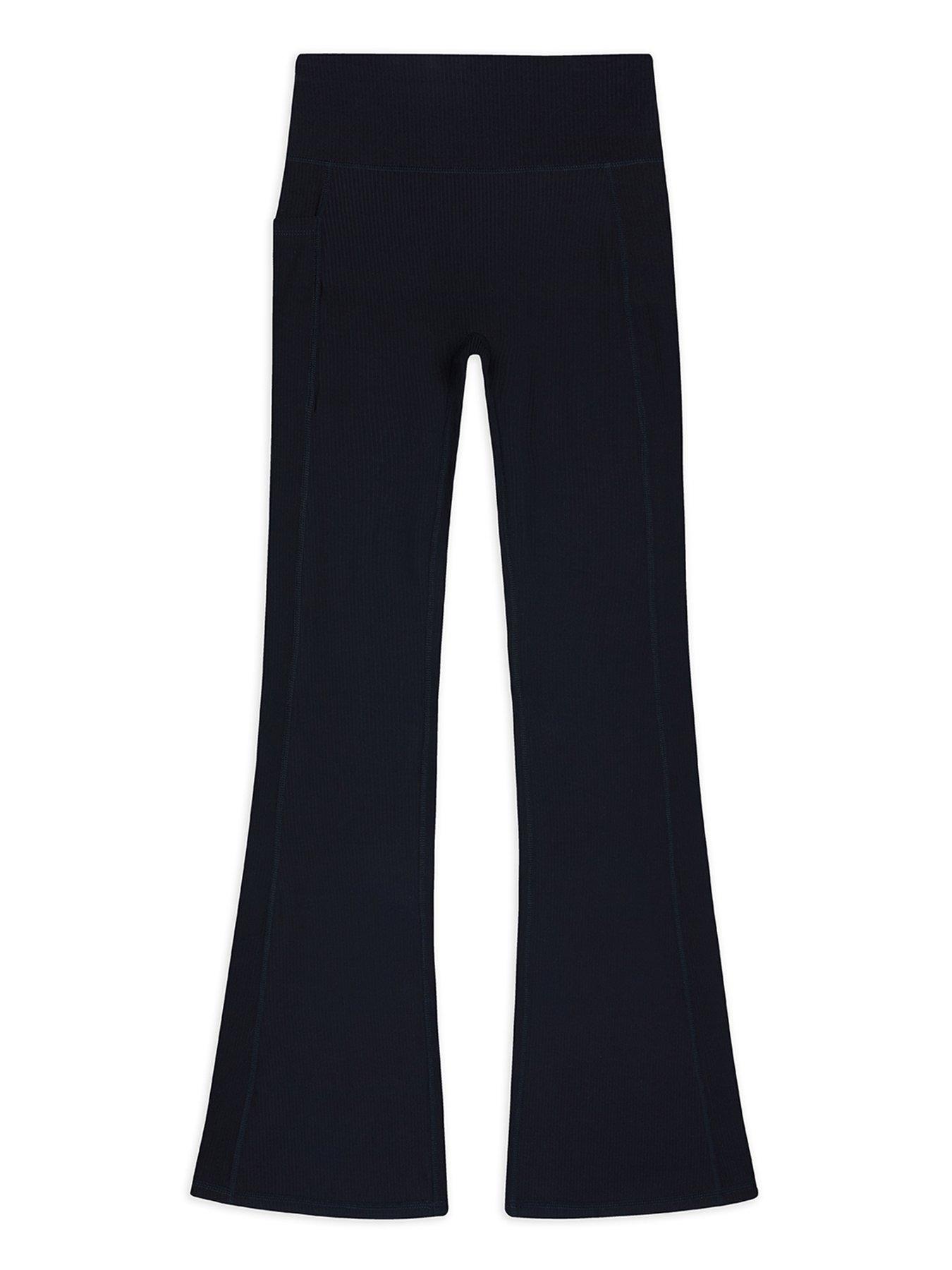 CHELSEA PEERS Ribbed Flared Leggings - Black