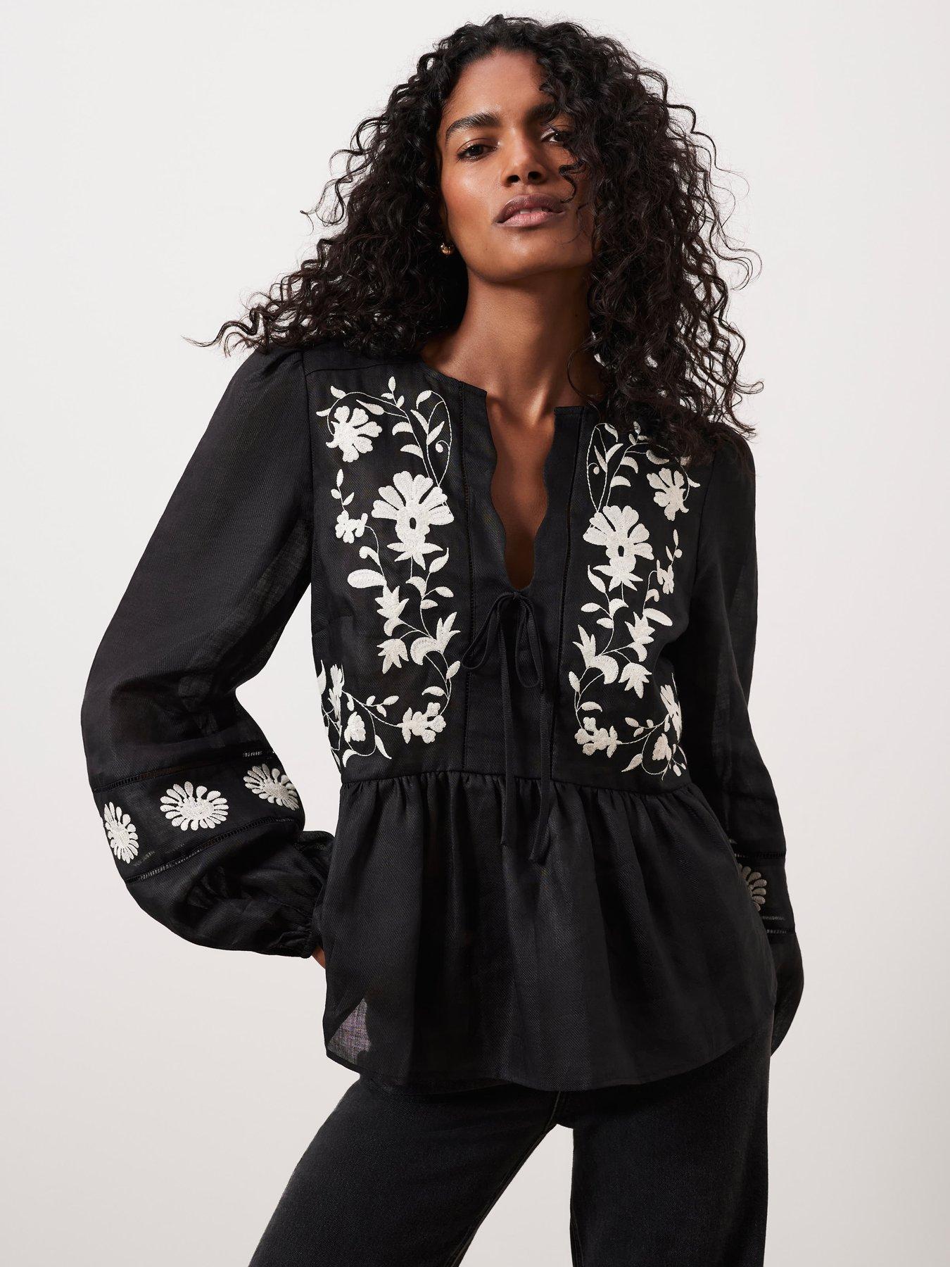 undefined Embroidered Detail Top - Black
