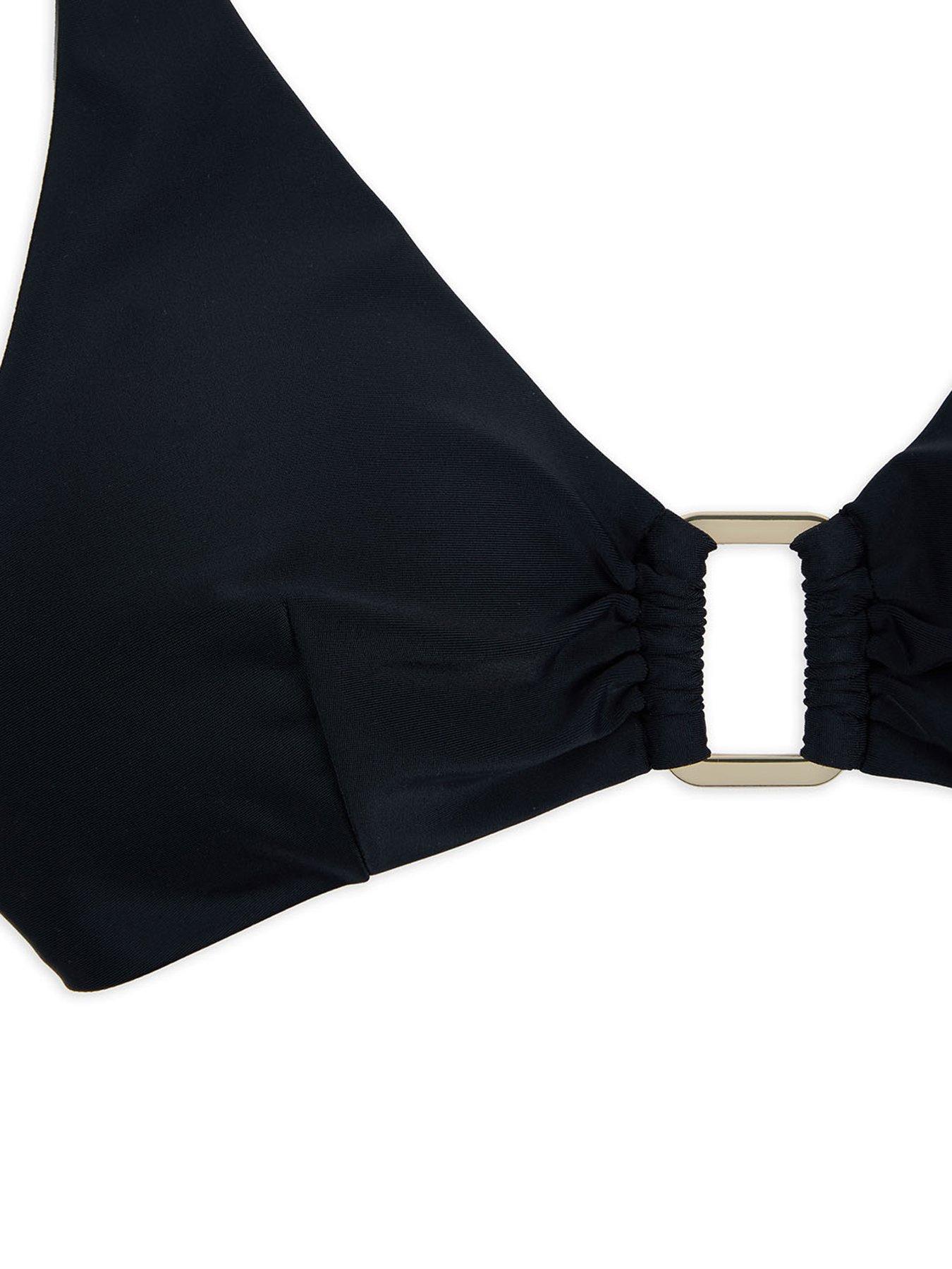 Image 6 of 6 of CHELSEA PEERS Monochrome Halter Neck Contrast Detail Bikini Top - Black &amp; White