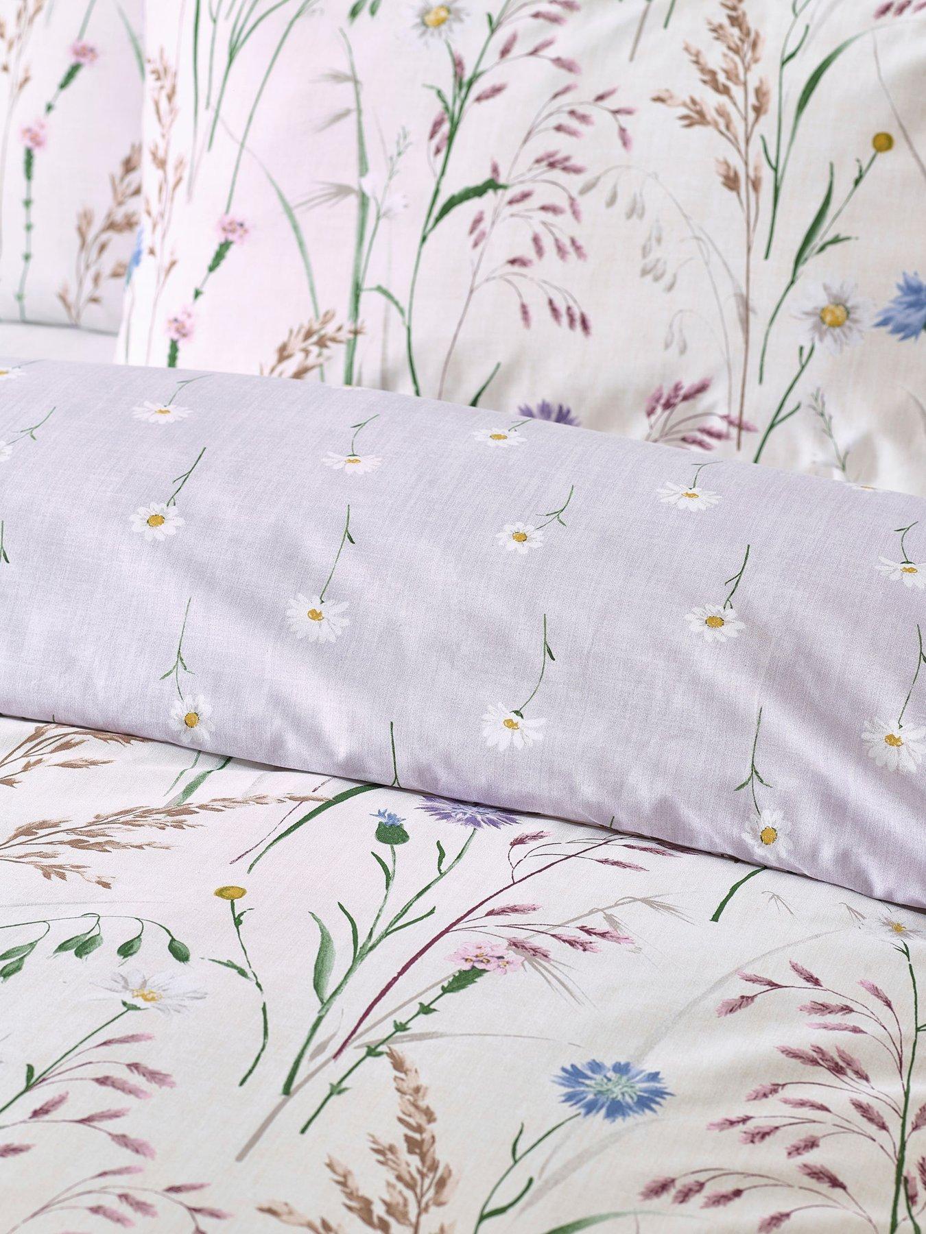 Image 6 of 6 of Catherine Lansfield Grasmere Floral Duvet Set