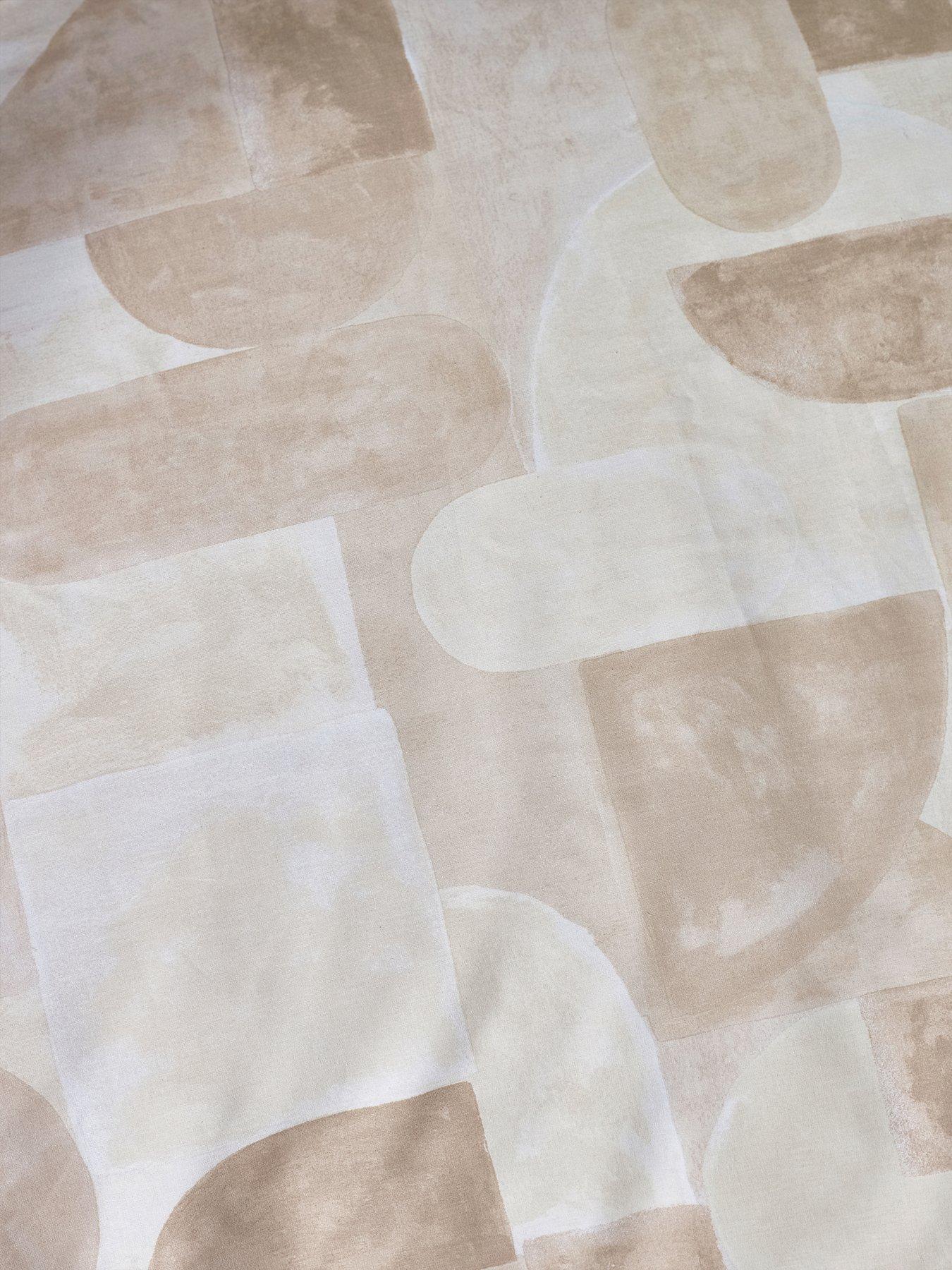 Image 5 of 5 of Catherine Lansfield Sloane Geo Duvet Set
